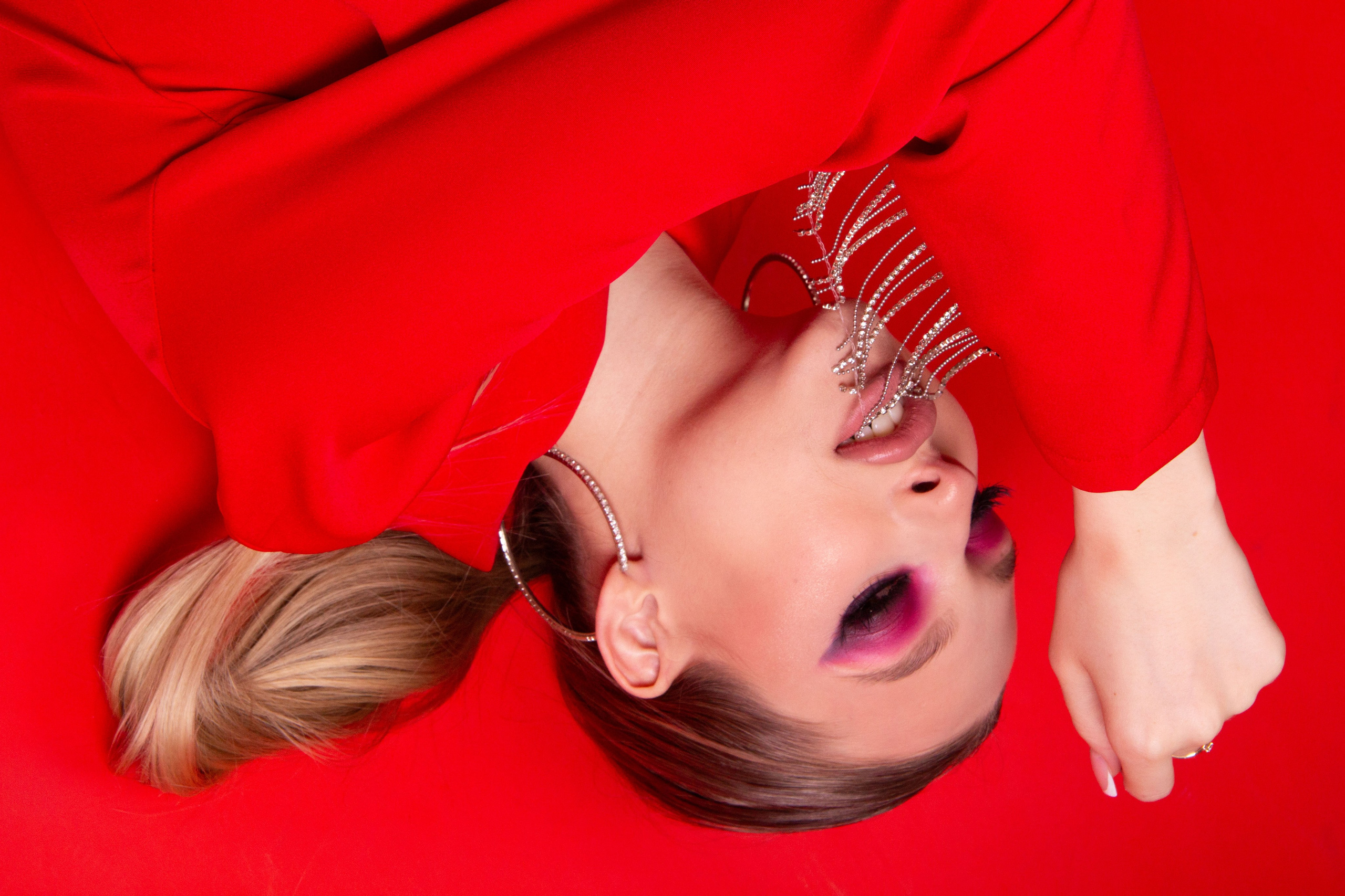 Total Red. Репортажный и свадебный фотограф в Курске Борис Захарчук