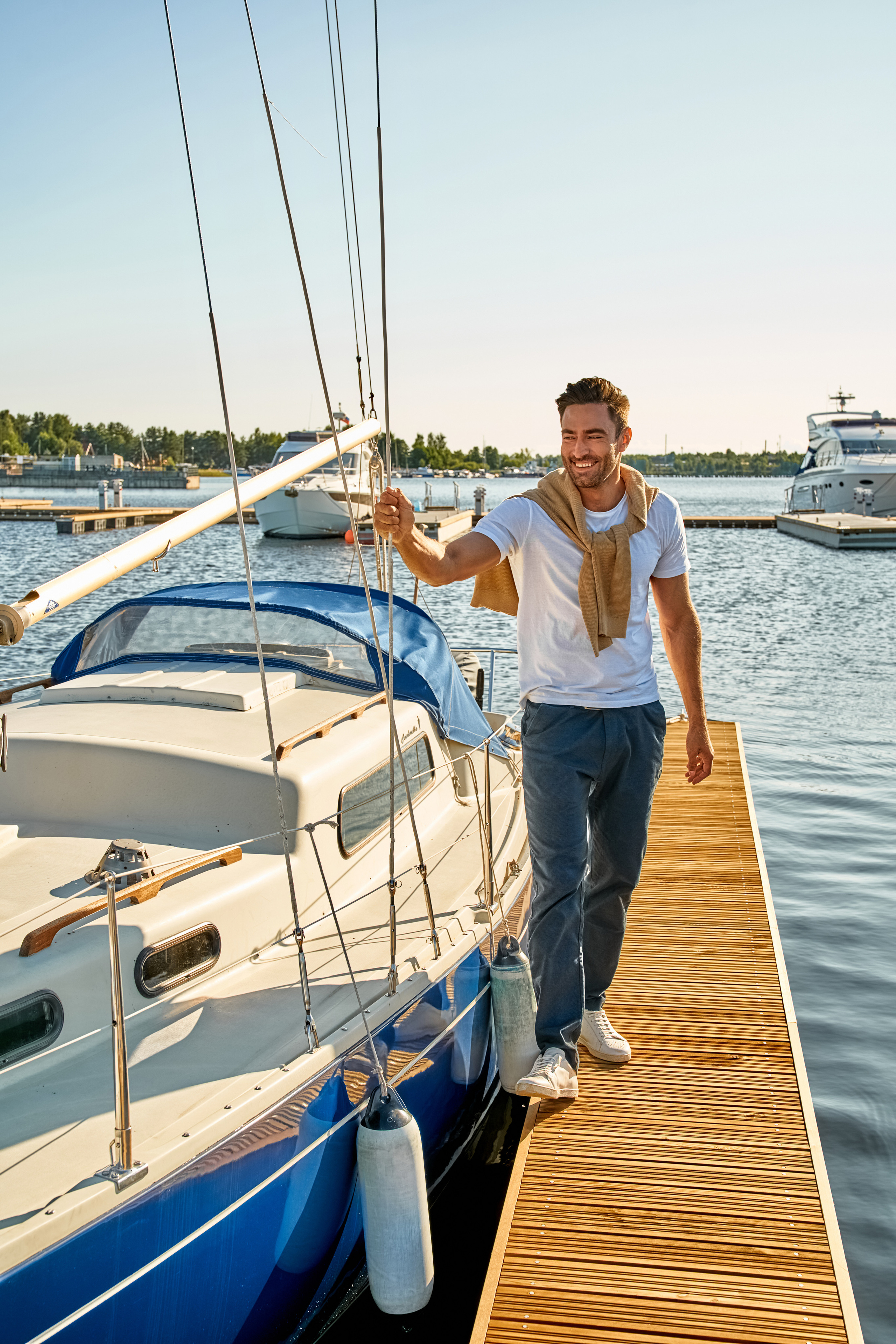 ЯХТ-КЛУБ «ЛАГУНА»