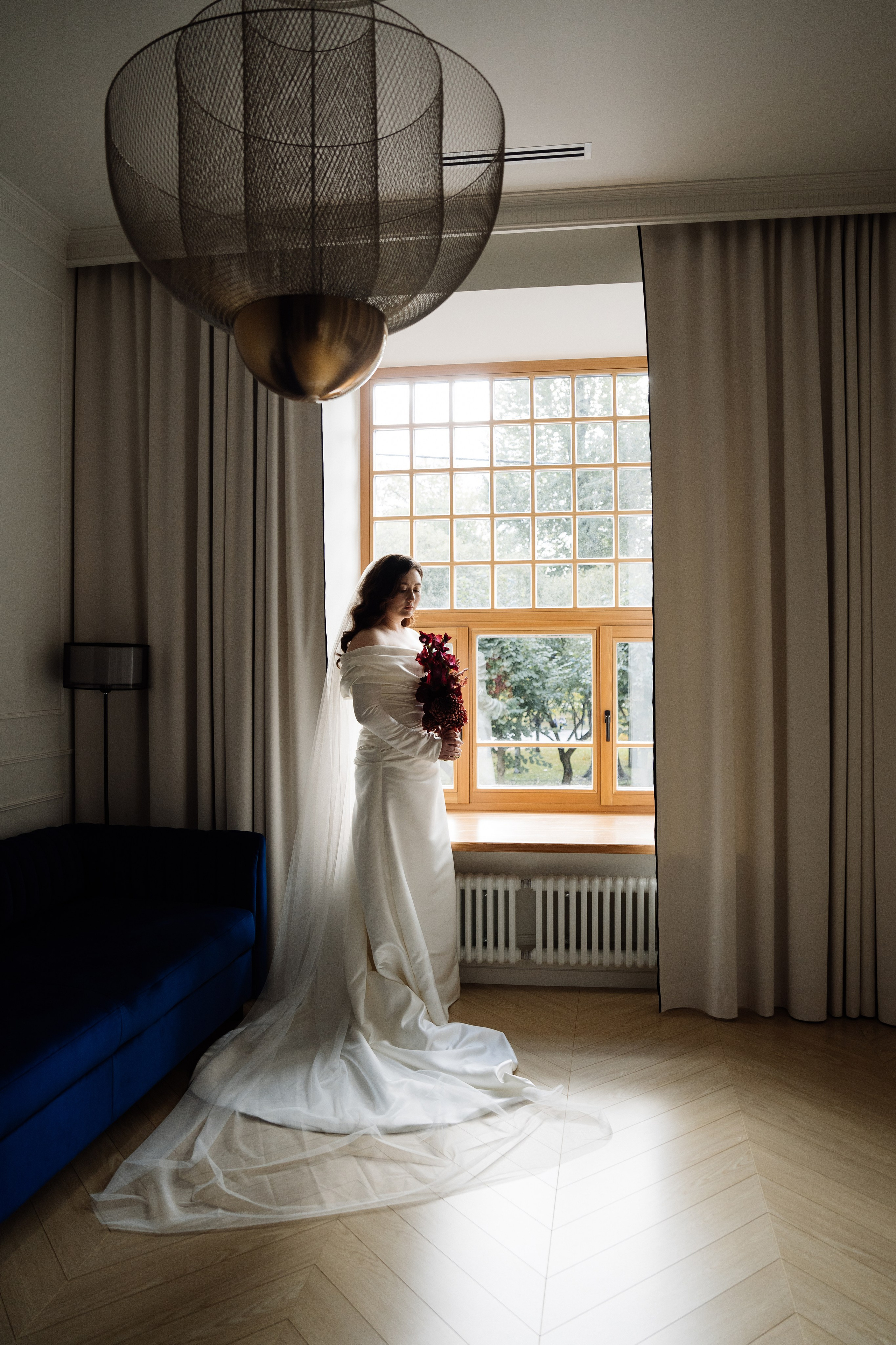 Современная свадьба во дворце. Свадебный фотограф организатор в Санкт-Петербурге Ассоль Опарина