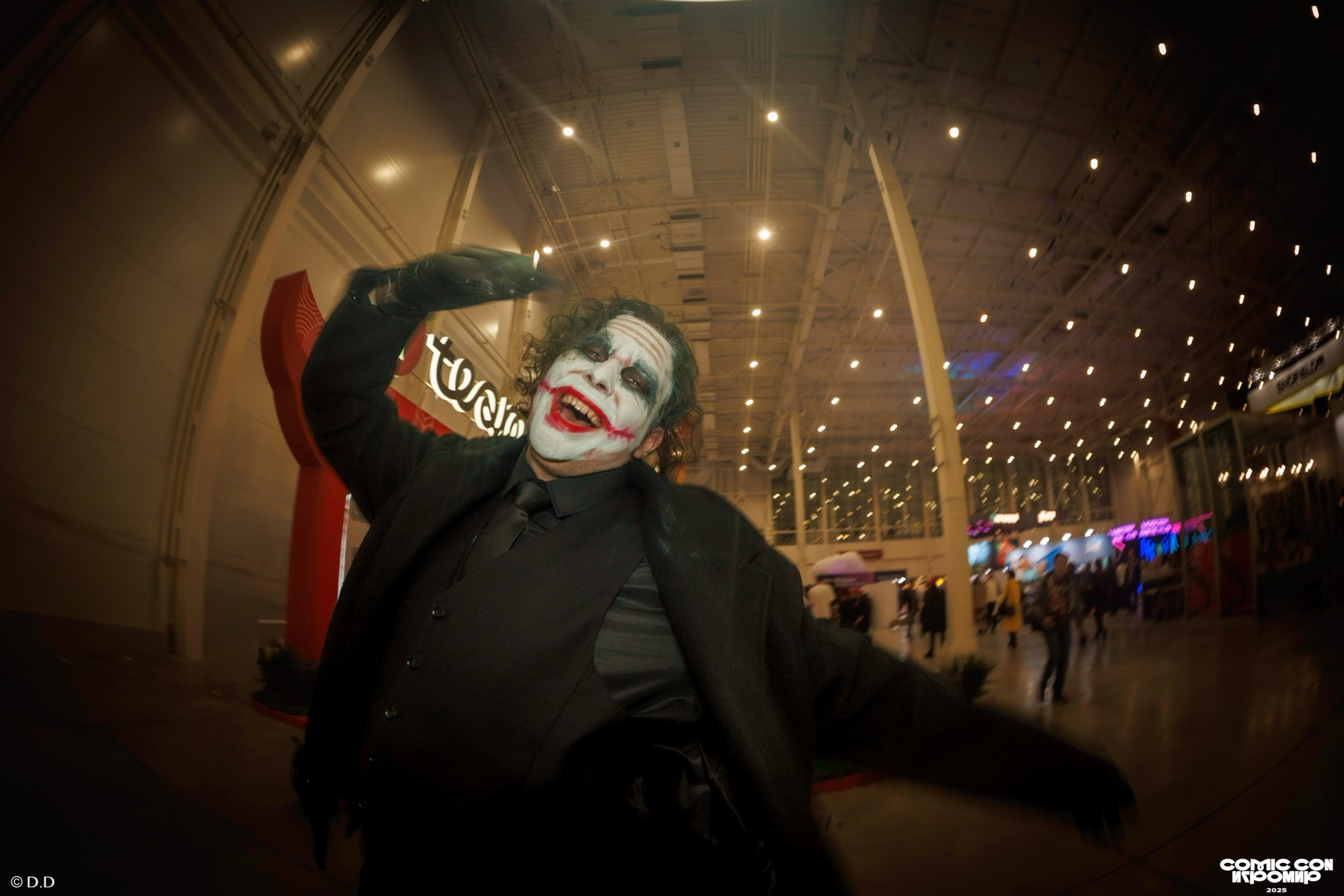 Comic Con Игромир 2025. Различные мероприятия и просто фотографии людей