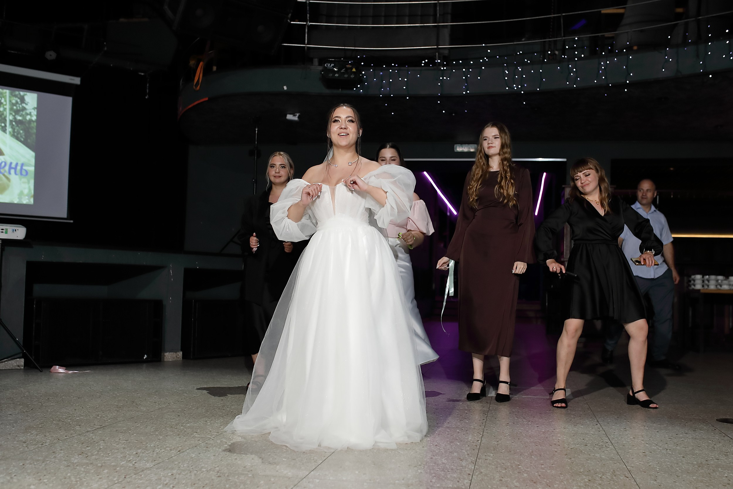 Роман и Софья. Свадебный и семейный фотограф и видеограф в Екатеринбурге Полянские Тимур и Анастасия