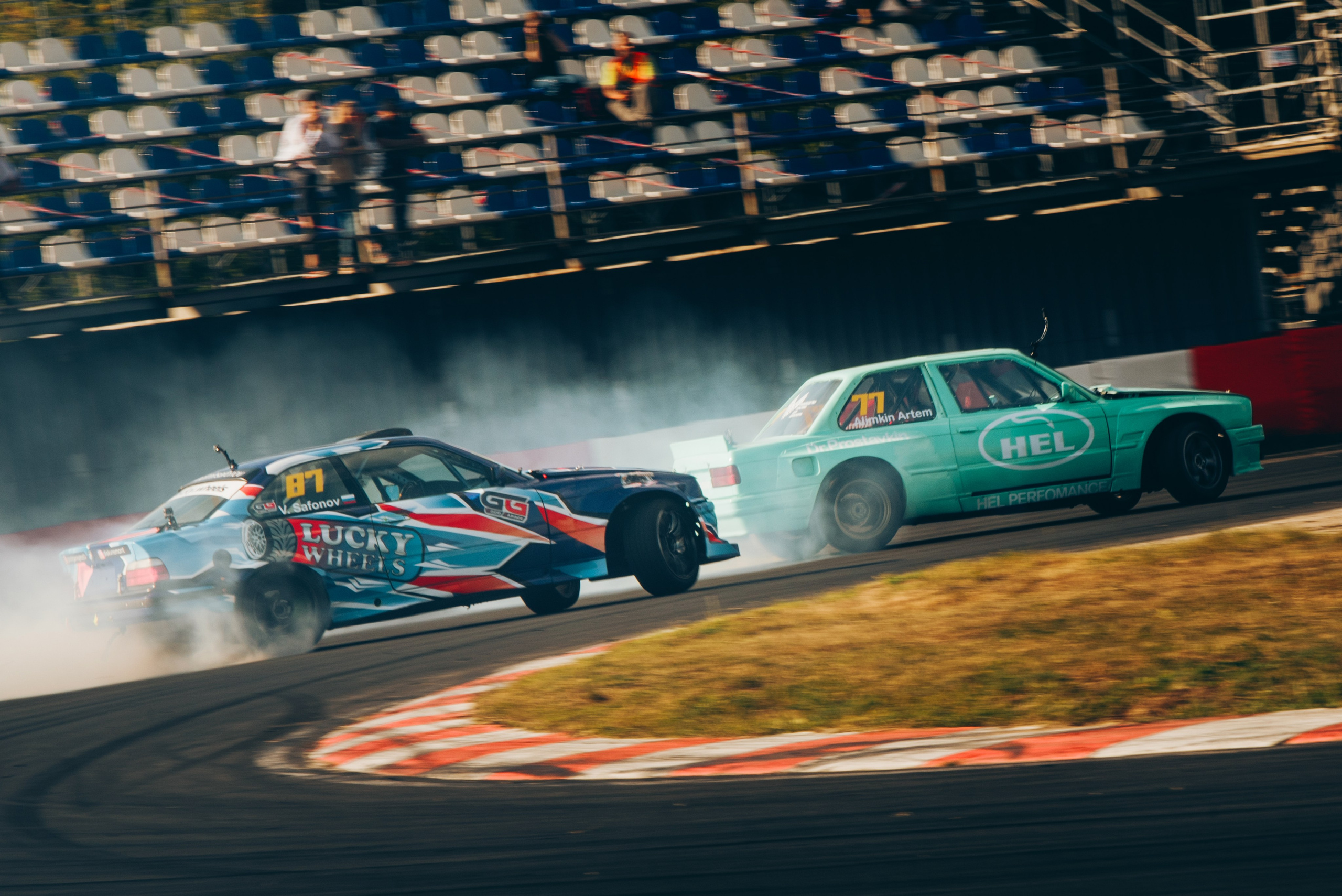 Rds запад ADM Raceway. DeLorein