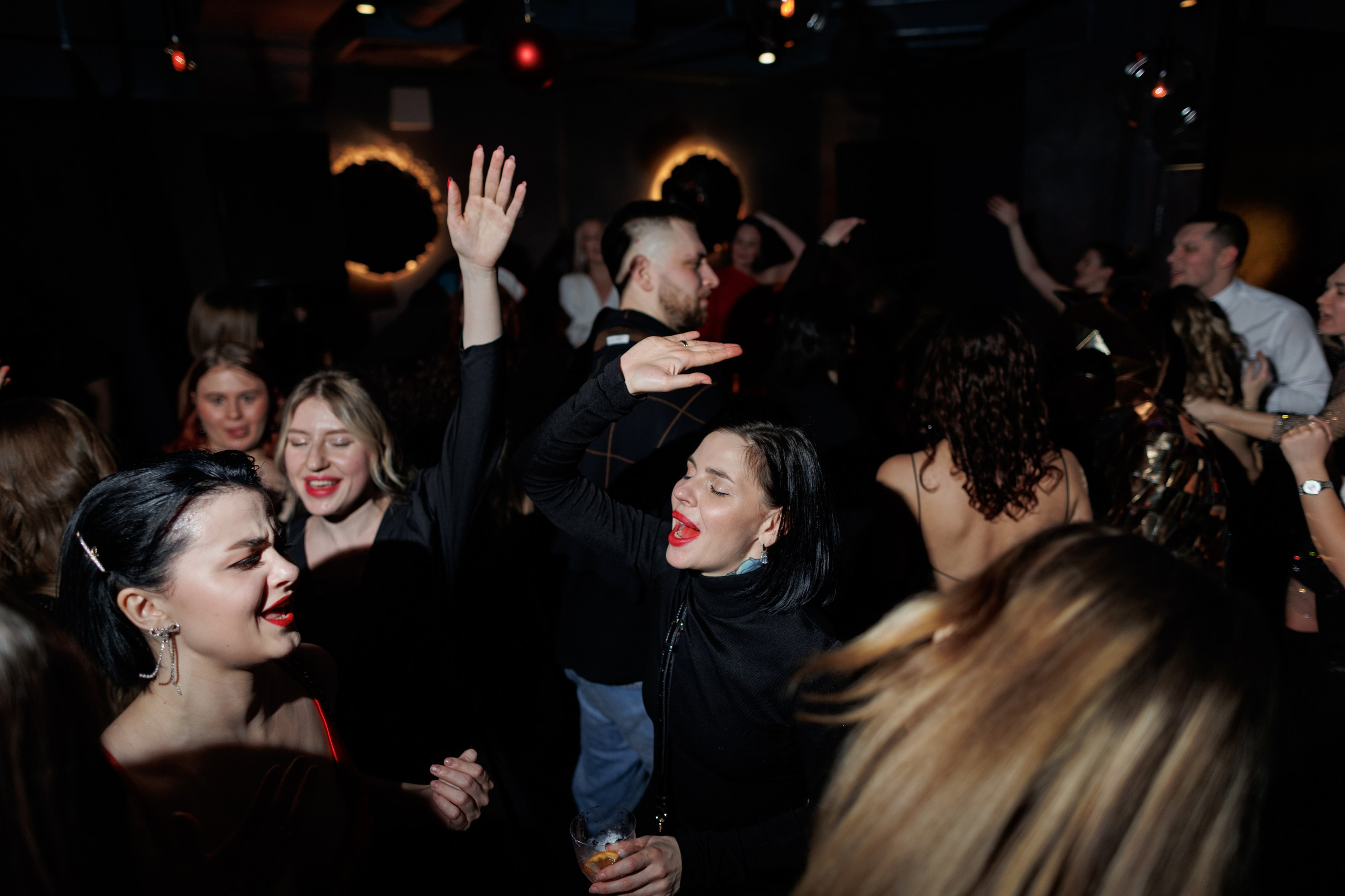 New Year Подружки 23/2024. Свадебный, портретный и репортажный фотограф Дмитрий Карпов