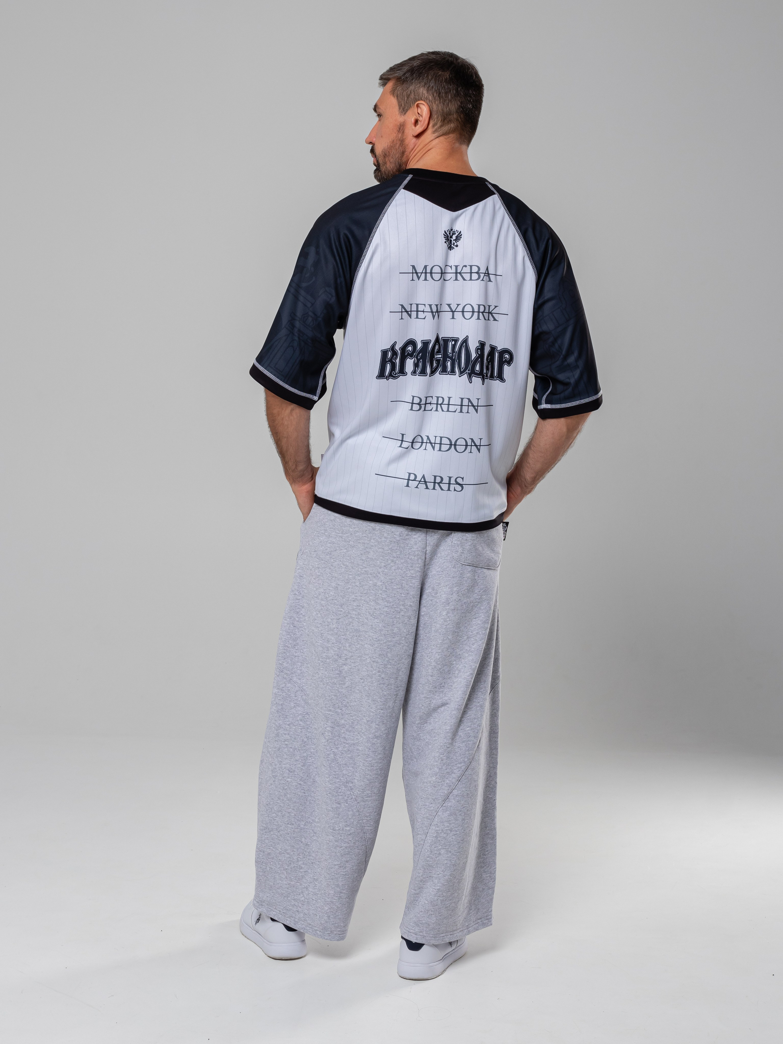 Худи и штаны. Фотограф в Краснодаре Арина Кудряшова