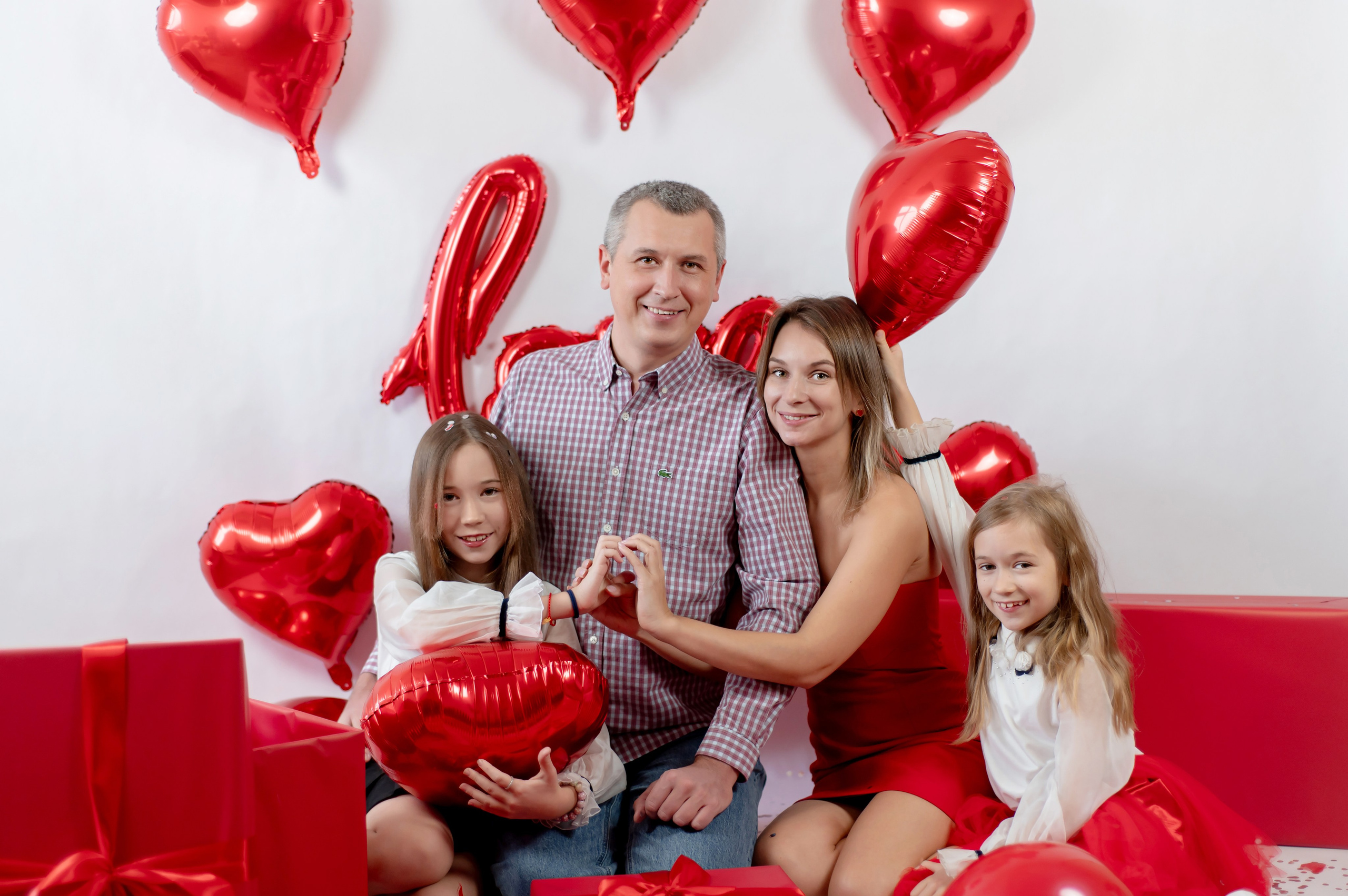 14 февраля. Детский и семейный фотограф Эльмира Веселова. Детская фотостудия Мира. Фотосессия на годик