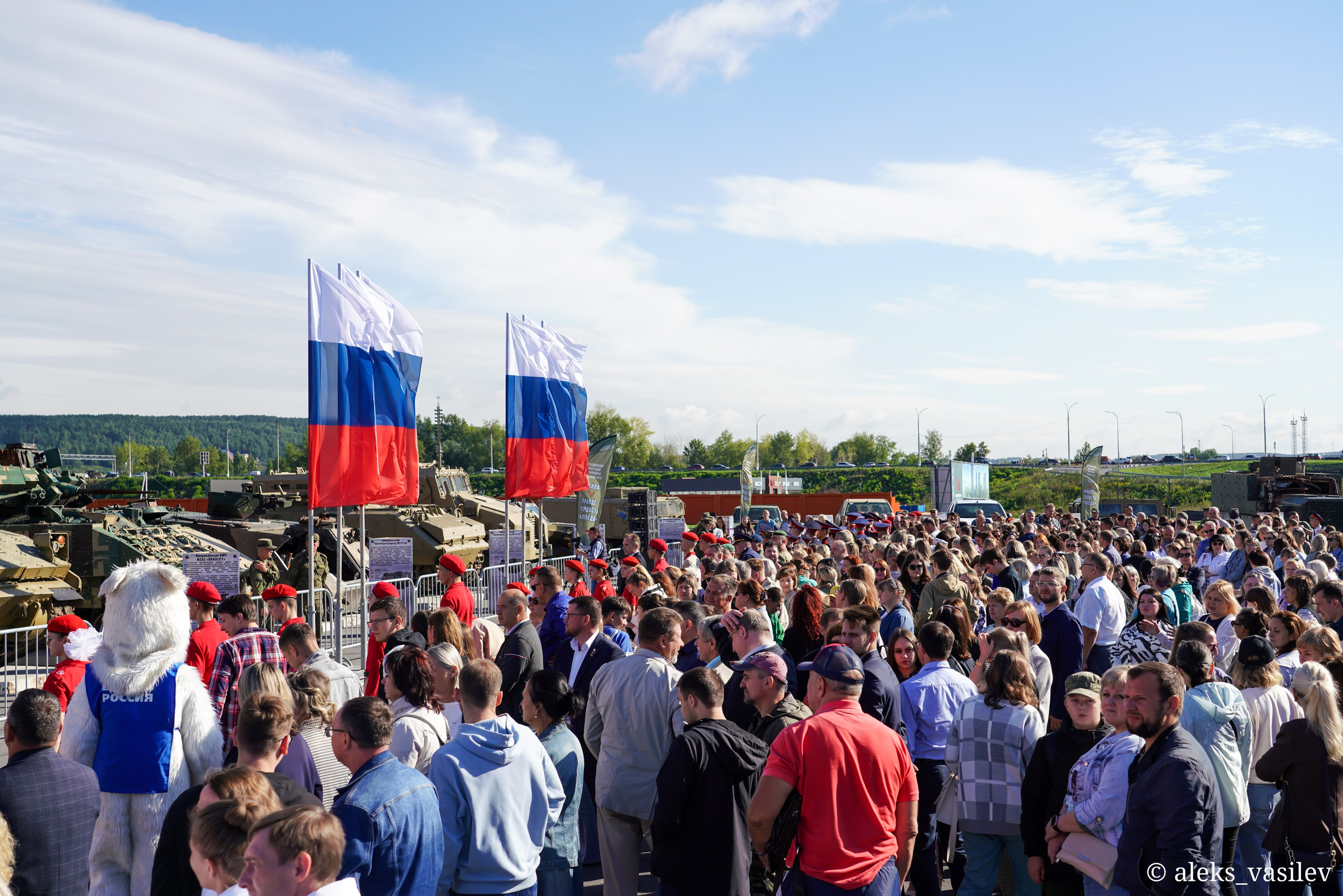Передвижная выставкиа трофейной техники НАТО. Фотограф Кемерово
