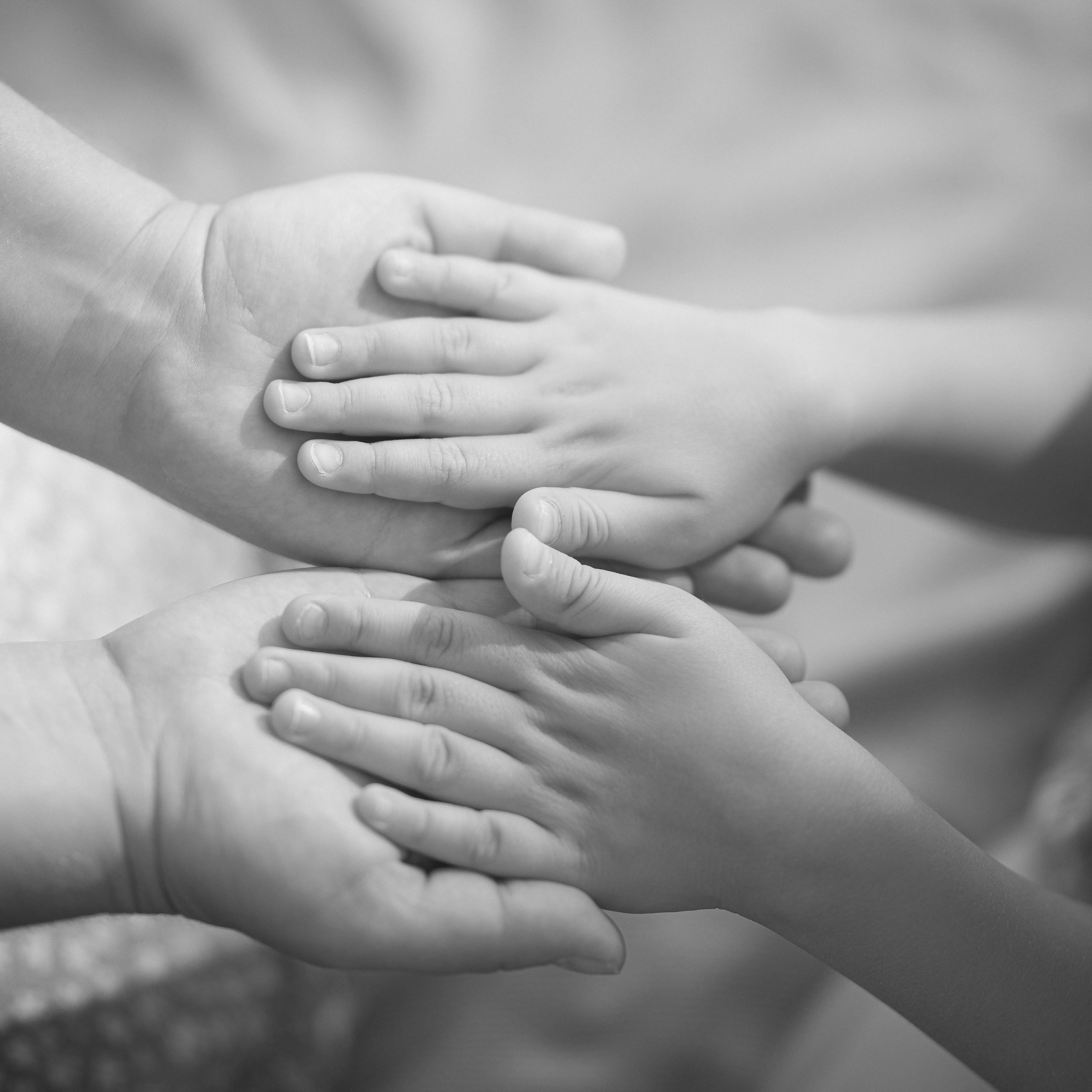 Анна и София. Фотограф Таинств Крещения и Венчания в г. Курске