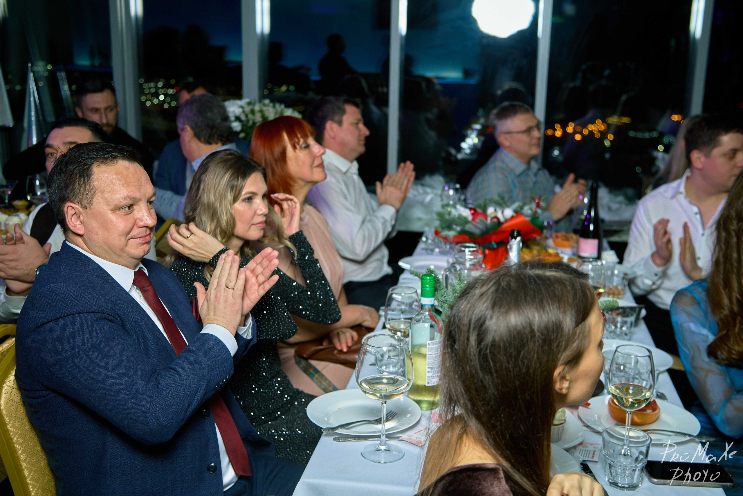 Зал КРАСА МАСС-МЕДИА ЧУВАШИИ. Владимир Суздалов (ProMaXe) — Портретный фотограф, тематические фотосессии в Чебоксарах