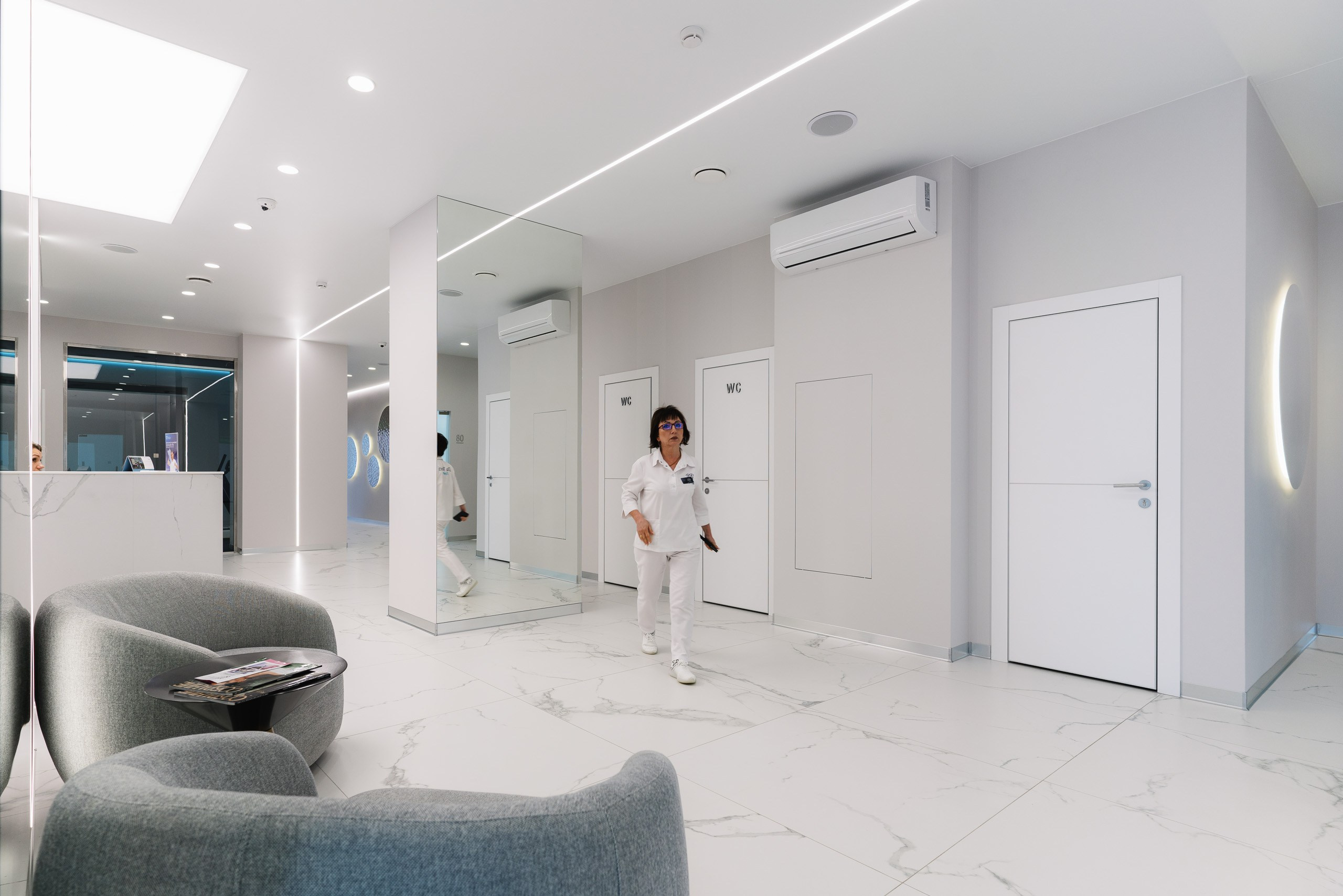 Дизайн интрьера стоматологической клиники «Da Vinci». Архитектурно-дизайнерское бюро ROOMS