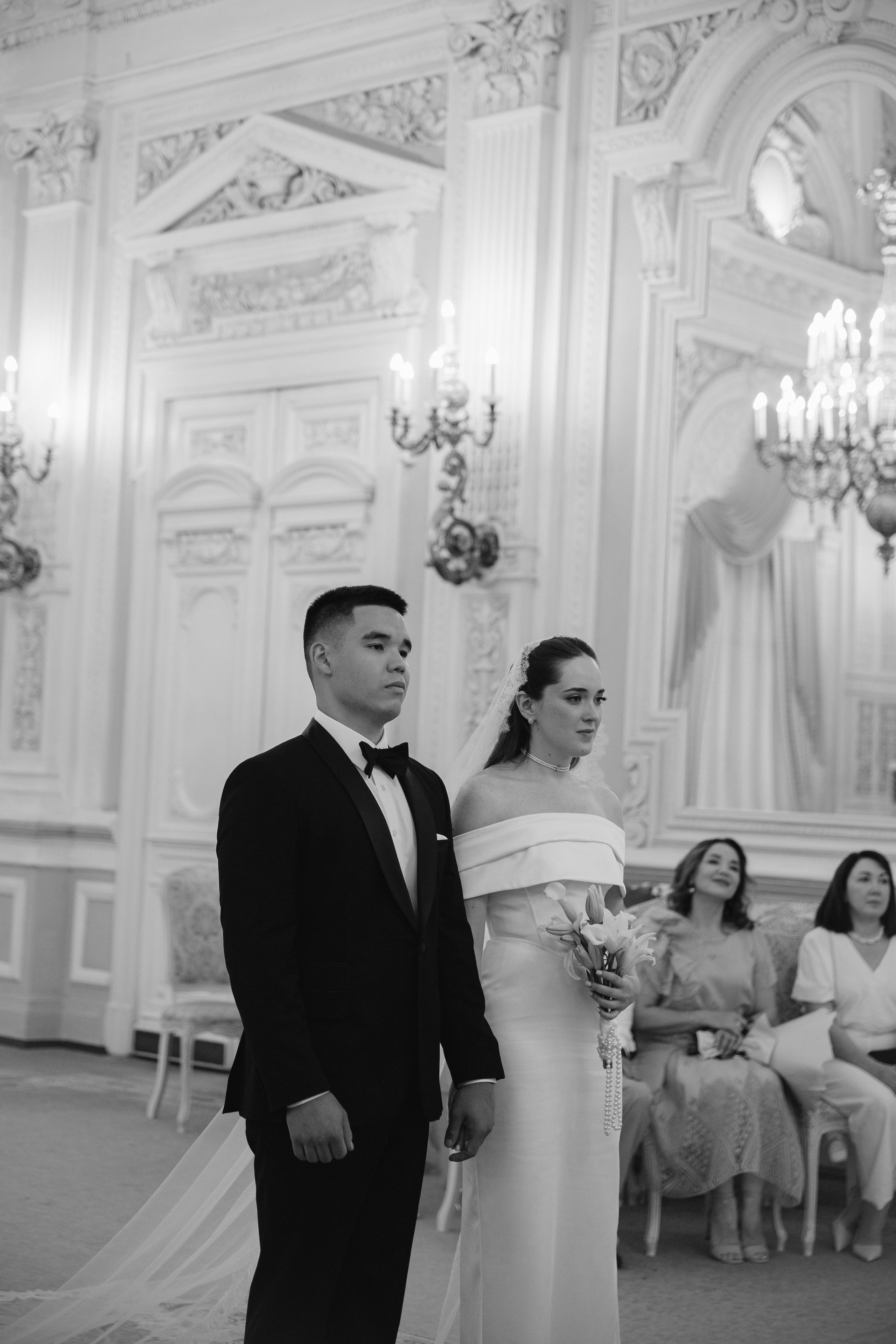Камилла и Равиль. Загс и прогулка. Свадебный фотограф в Санкт-Петербурге Лана Денисова