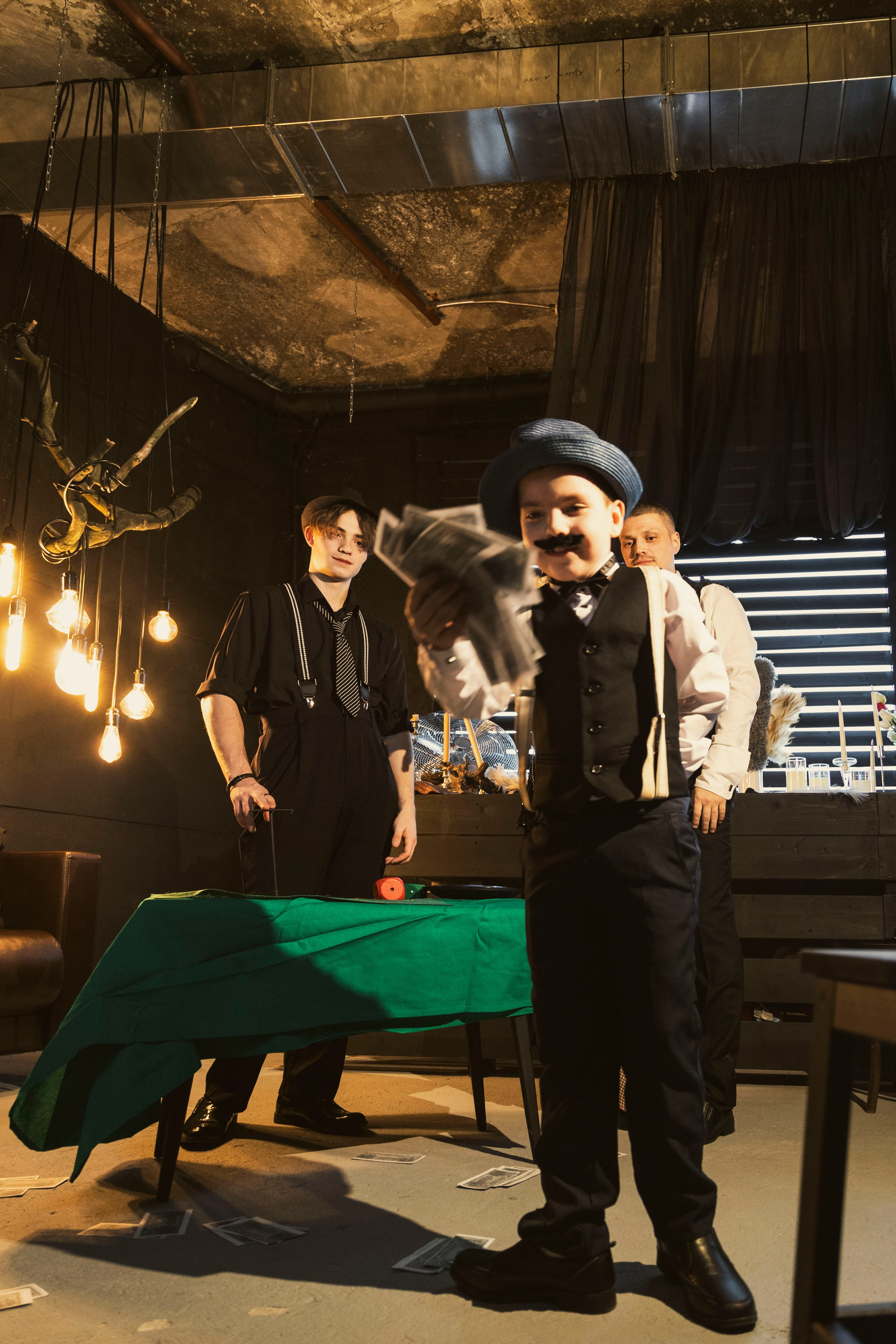 Семья Волковых. Фотограф для маркетплейсов, фотоуслуги в Жуковском Татьяна Марсуверских