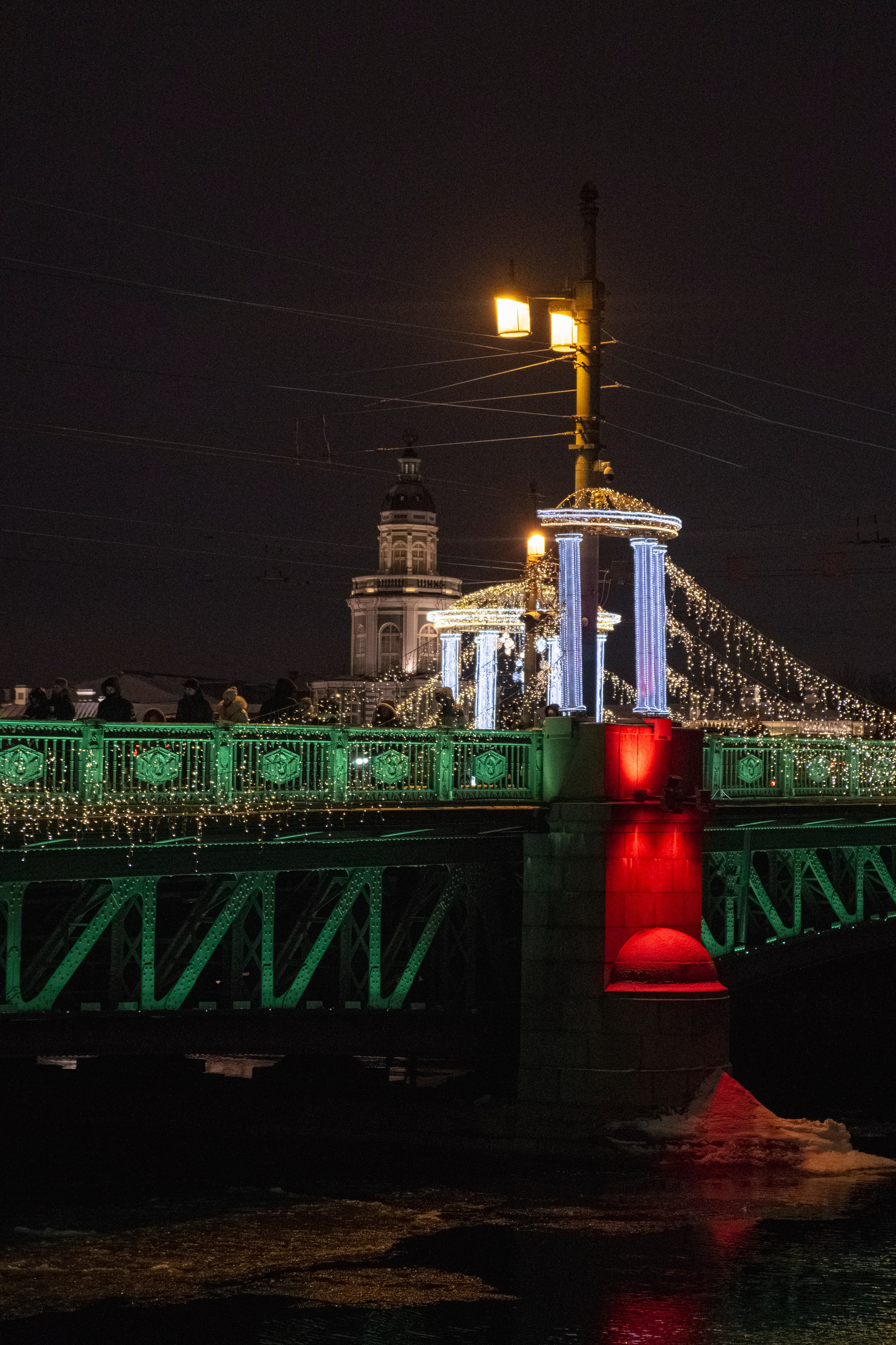 Виды Санкт-Петербурга. Портретный фотограф в стиле ретро Илья Пыкин