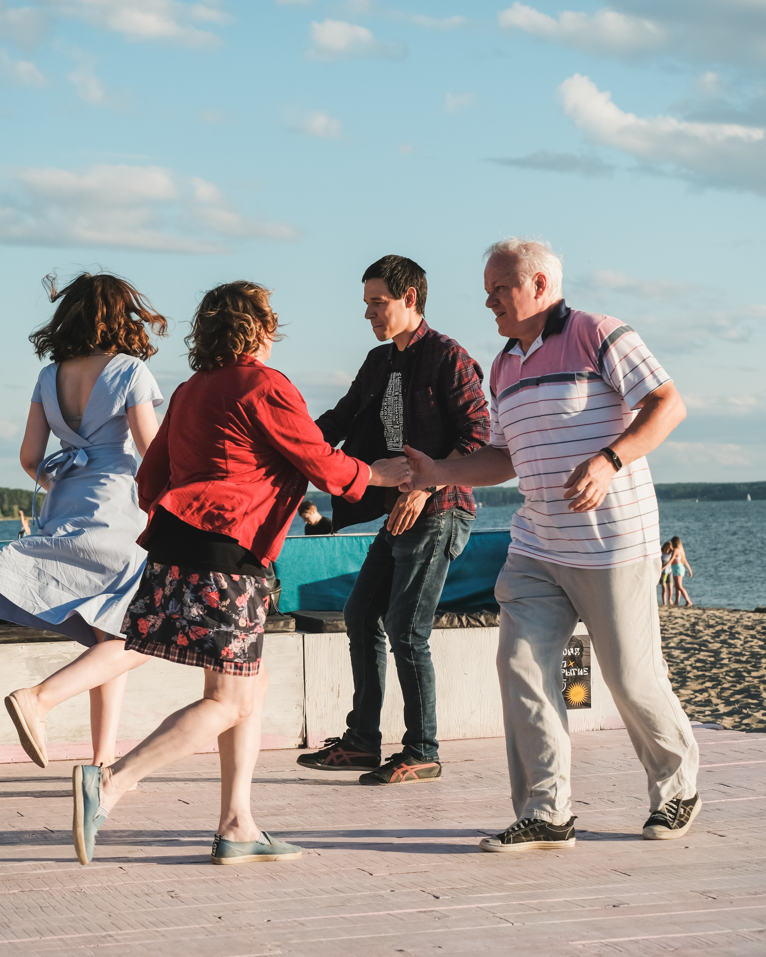 Танцы на море. Семейный и детский фотограф в Москве Светлана Потемкина