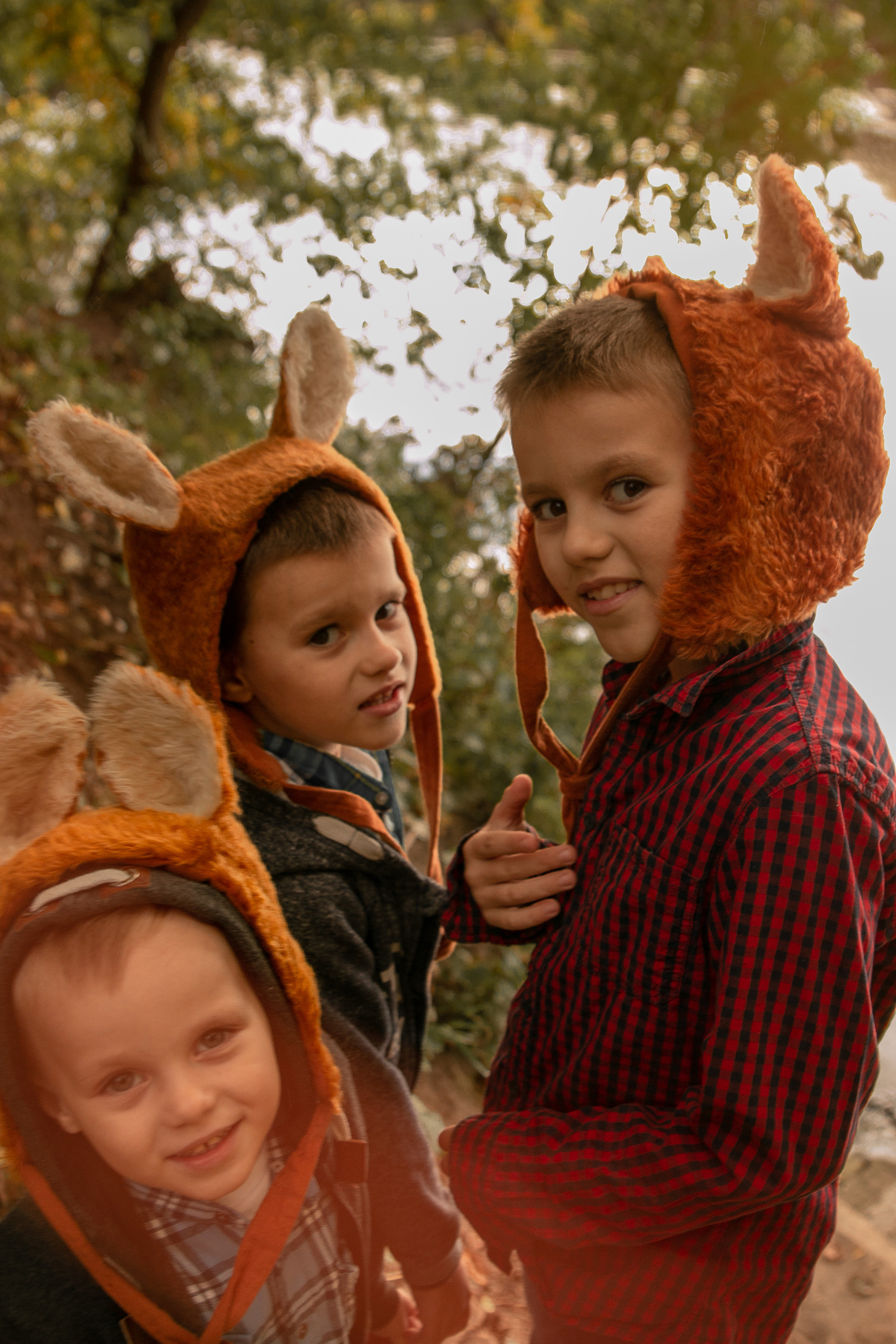 Трое в шапках. Арт-фотограф в Москве Елена Иванова