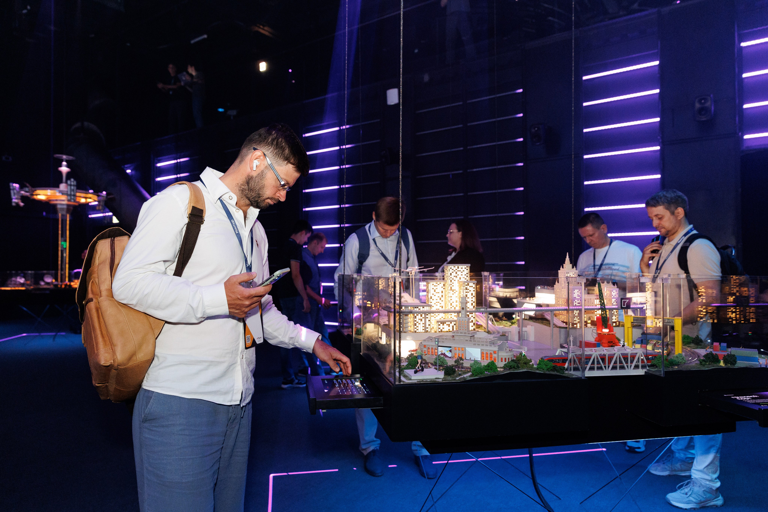 Контур Talk. Репортажный Фотограф в Москве Юра Гушан