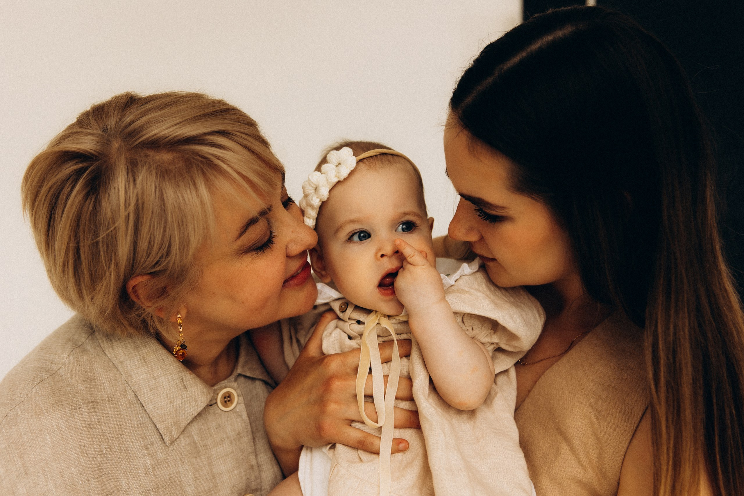 Три поколения