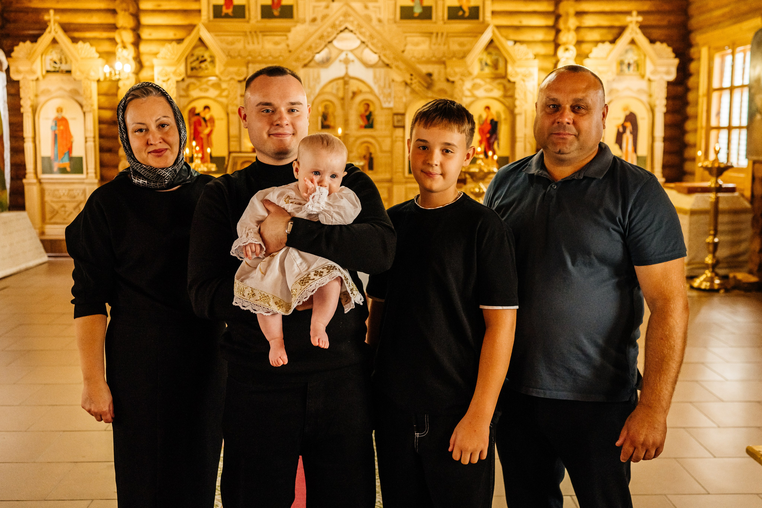 Храм на Ворошилова (деревянная церковь). Фотограф в Каменске-Шахтинском и парке Лога Ольга Сагал