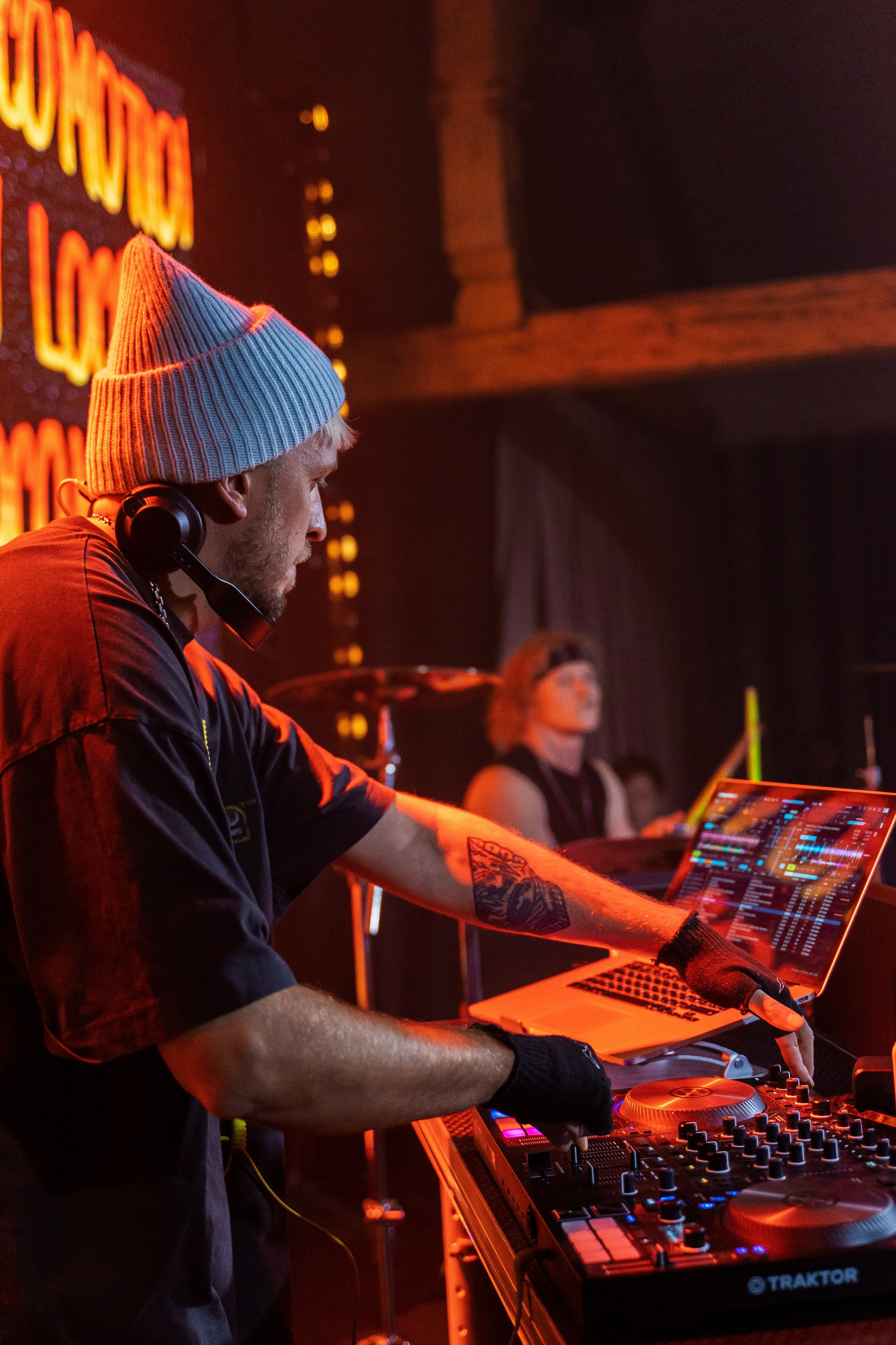 Презентация приложения Twingle. Фотограф — Матвеев Роман