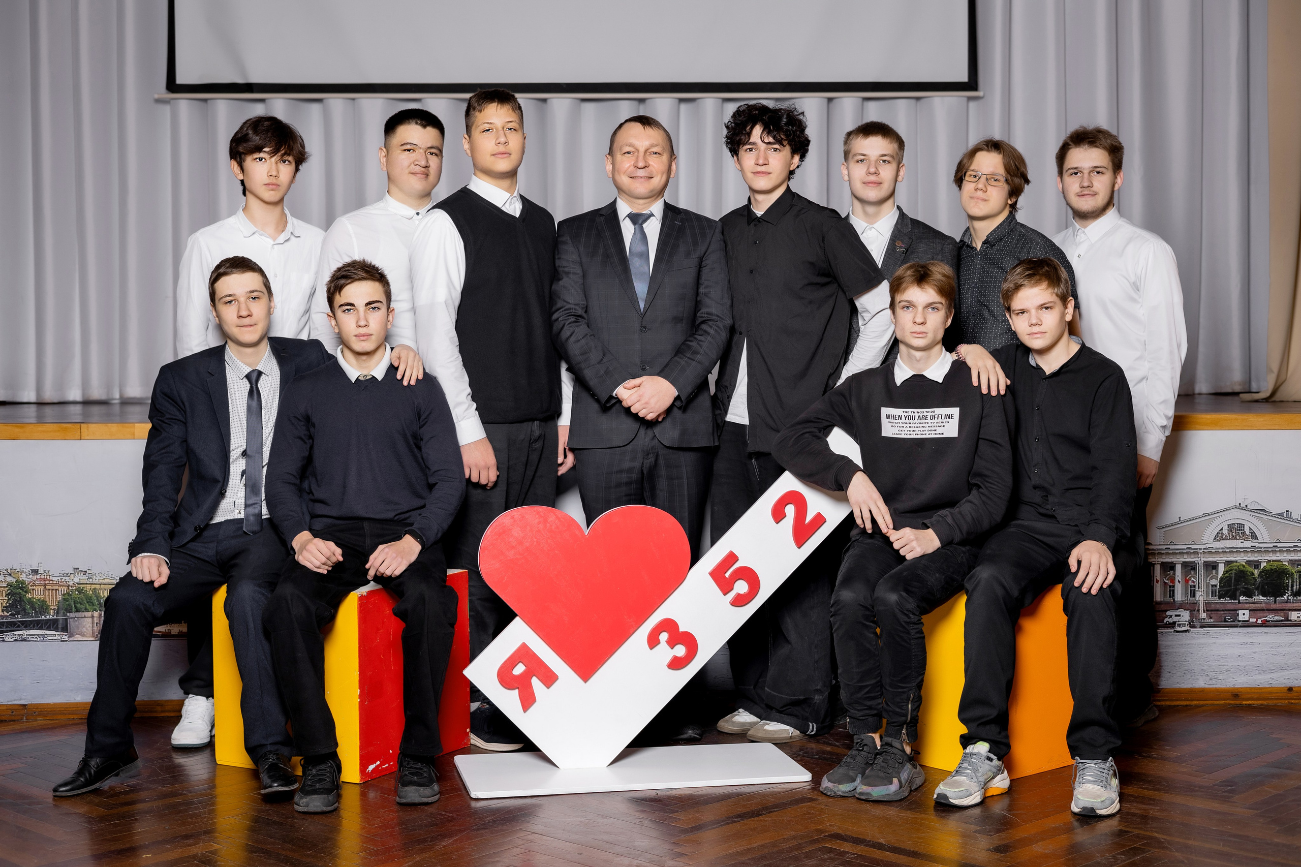 Школа 352. Выпускные альбомы. Школьный и семейный фотограф Виктория Игнатьева