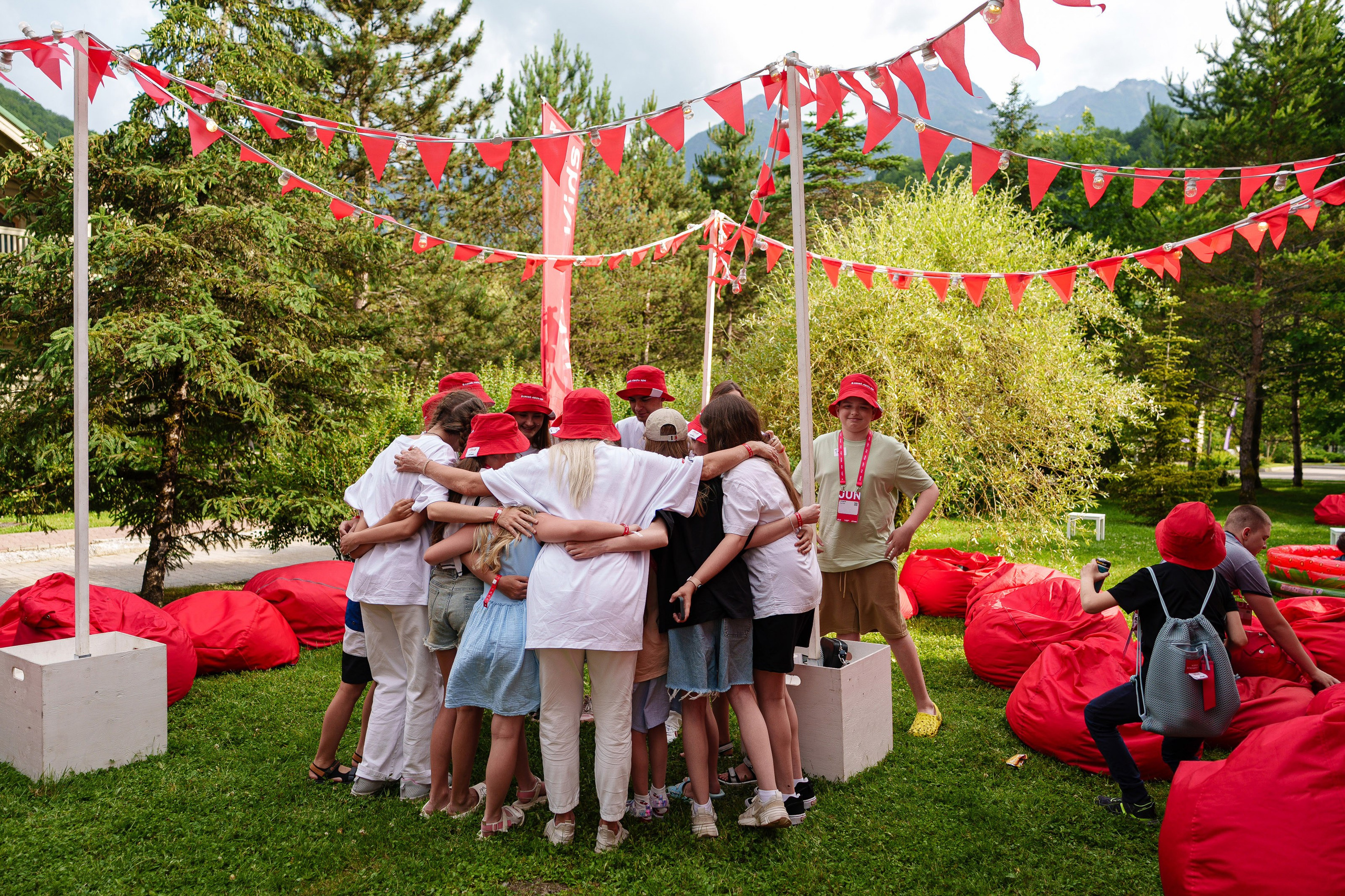 South HUB Family. South HUB