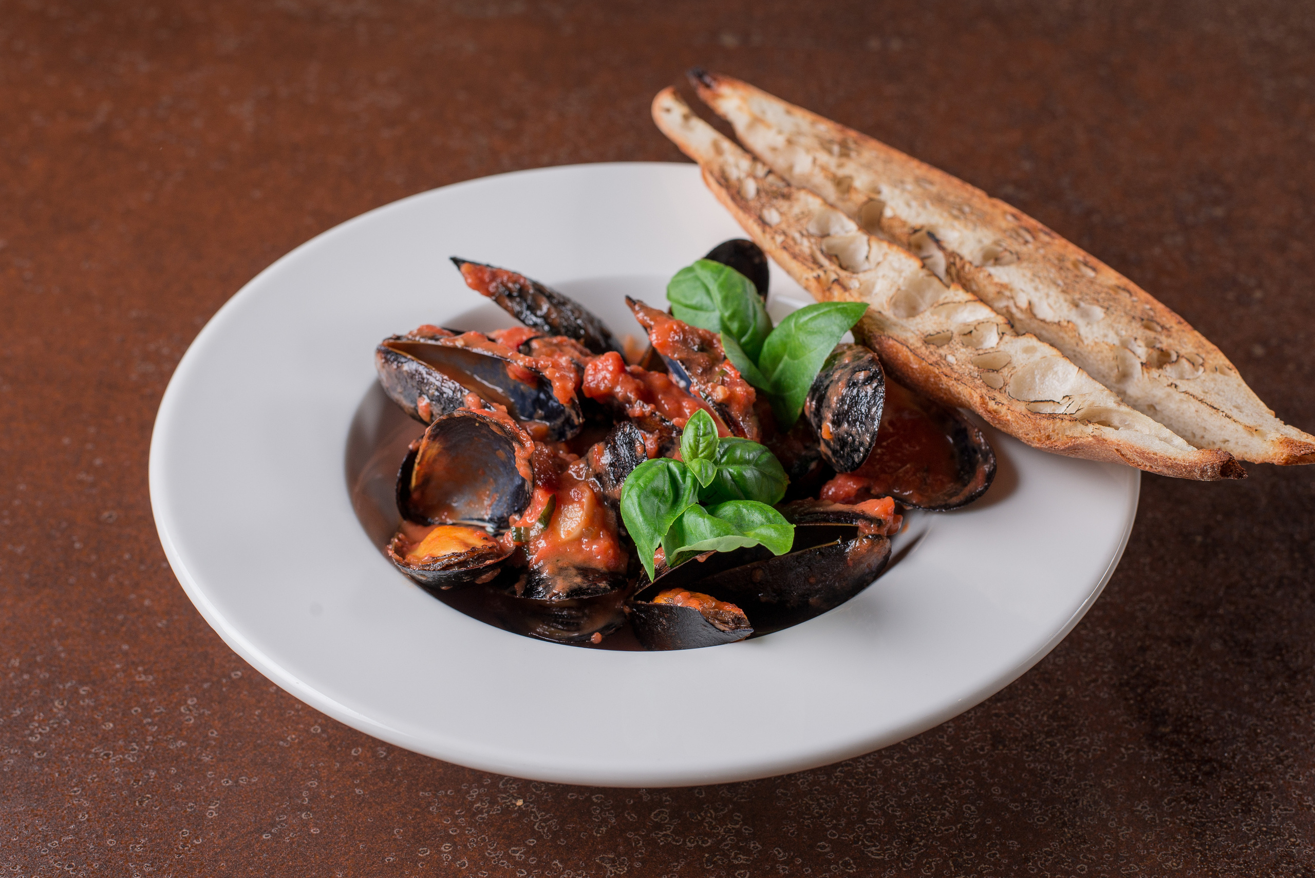 Хлеб и пицца для друзей. Кирилл Бутлович фуд фотограф, Киров