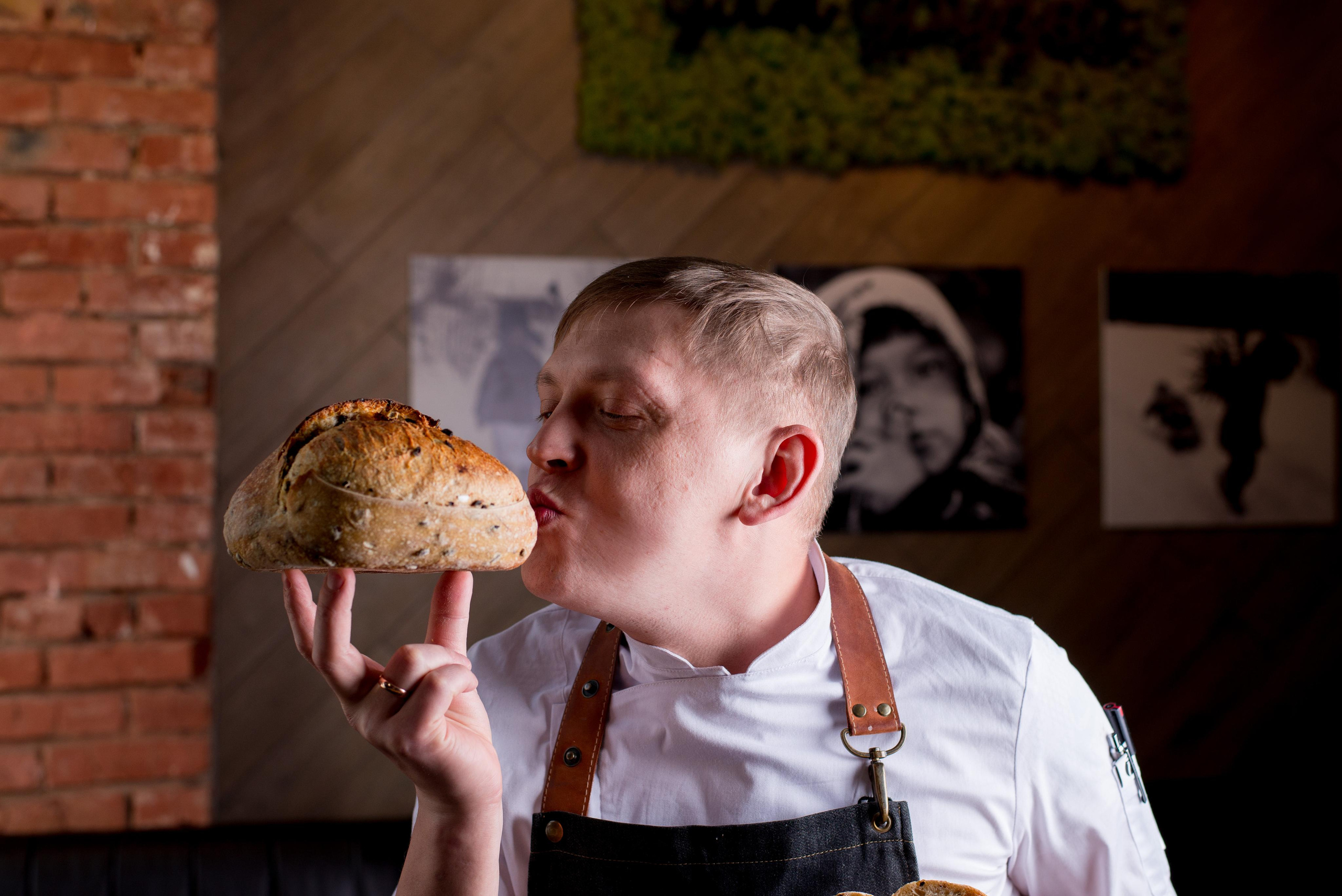 Хлеб и пицца для друзей. Кирилл Бутлович фуд фотограф, Киров