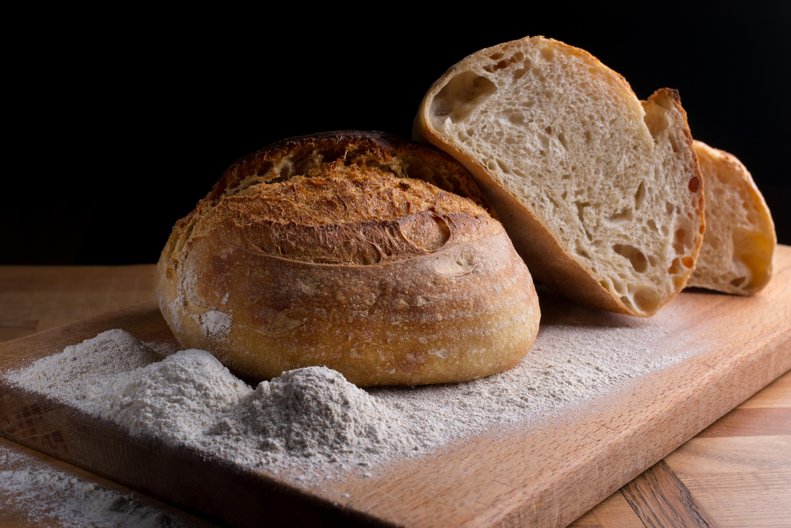 Хлеб и пицца для друзей. Кирилл Бутлович фуд фотограф, Киров