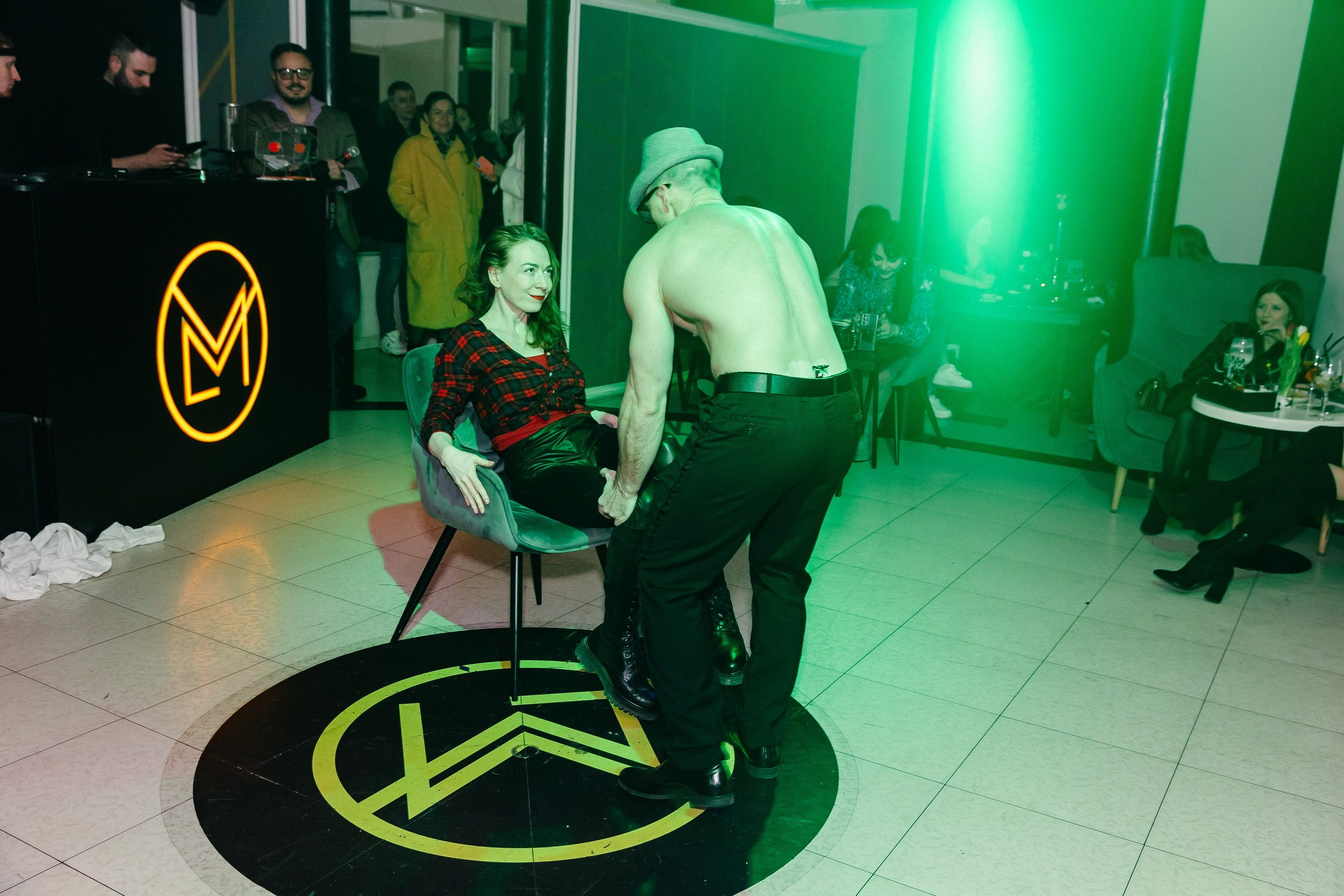 8 марта в лаунж-баре Major 2024. Свадебный, семейный и детский фотограф в Калининграде Елена Кравцова