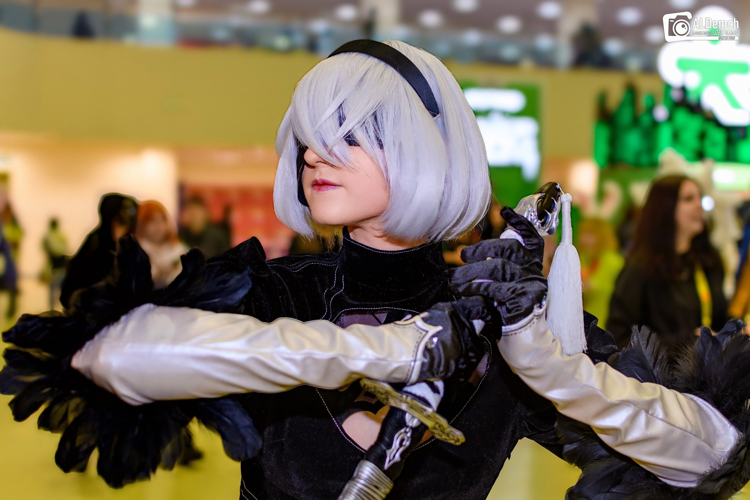 Аниме картинки персонажей и косплей фото в России Москве