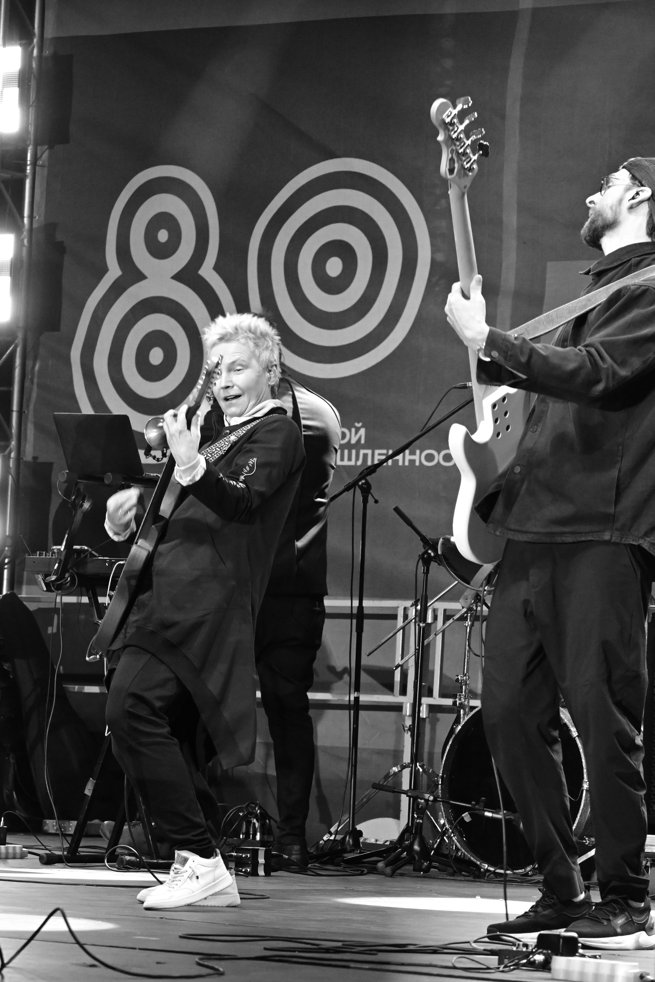 Репортажная съёмка Светланы Сургановой на концерте в Электростали. 24.08.2025