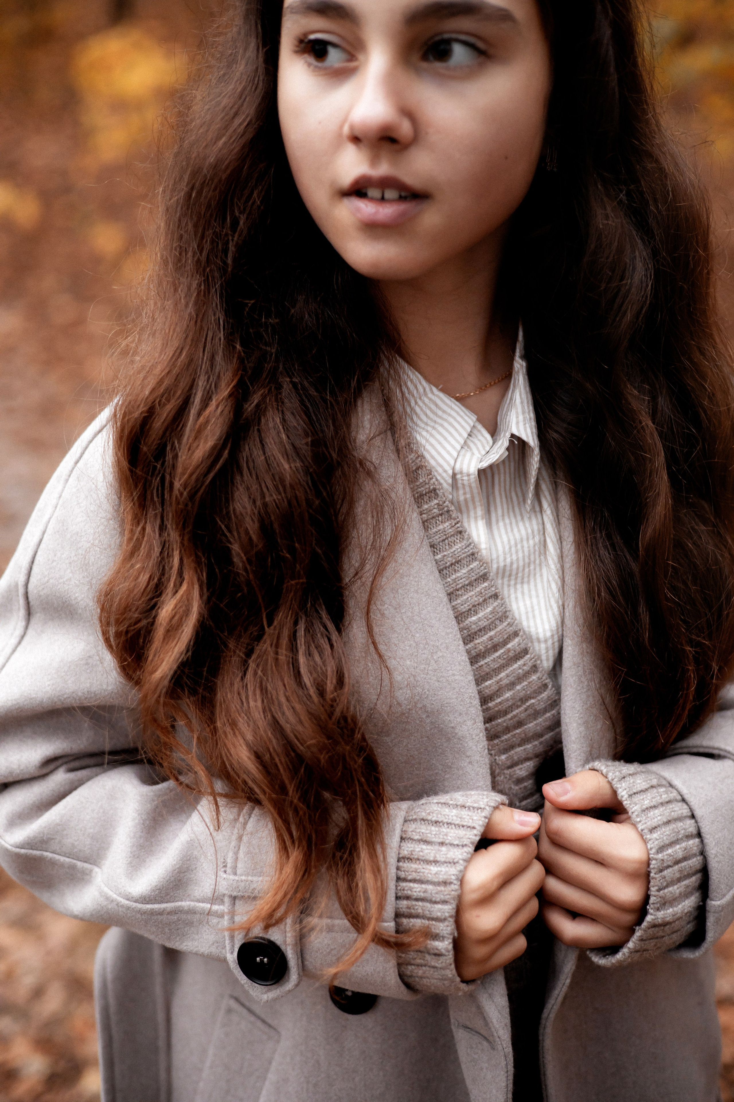 Осенняя фотосессия в Гомеле, семейная фотосессия в лесу, мама и сын, прогулка в лесу, фотосессия с собакой, осенний образ, лайф-стайл, семья, фотограф Гомель