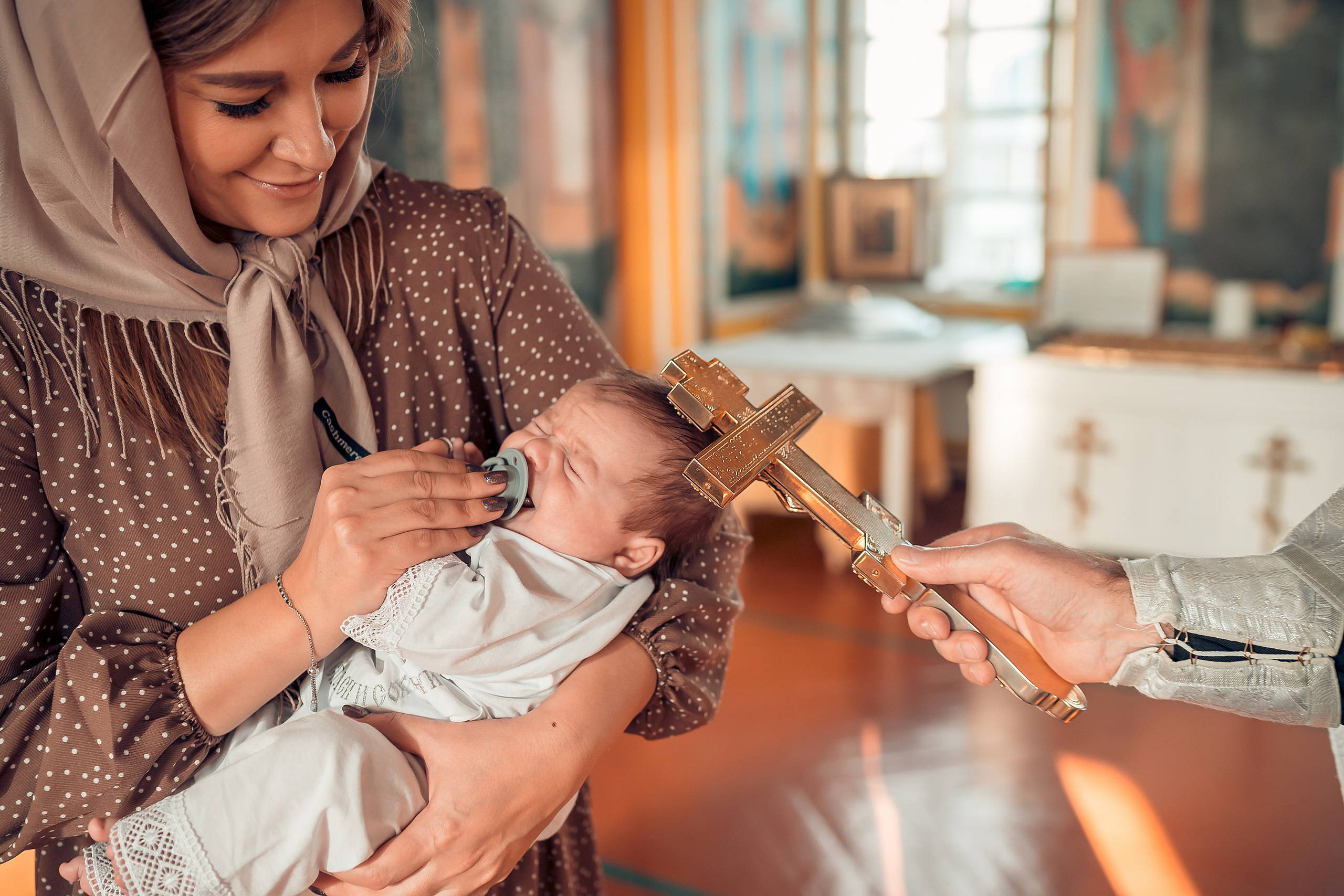 Таинство крещения Кирилла Благовещенский Собор. Фотограф на Крещение и Венчание в Красноярске Рамазанова Юлия