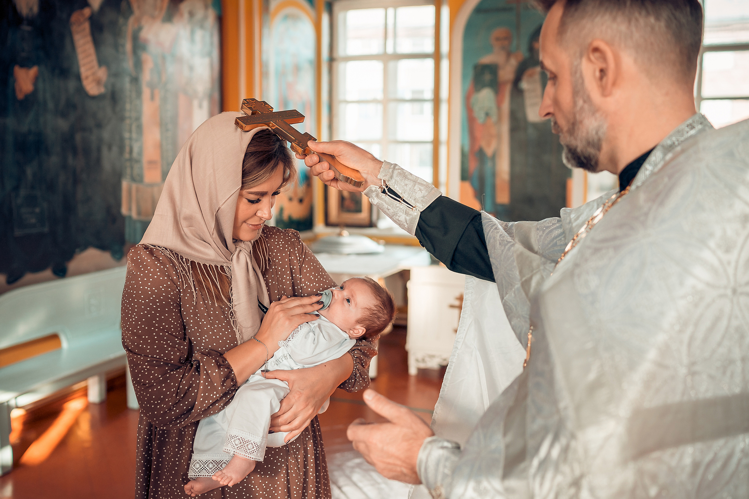 Таинство крещения Кирилла Благовещенский Собор. Фотограф на Крещение и Венчание в Красноярске Рамазанова Юлия