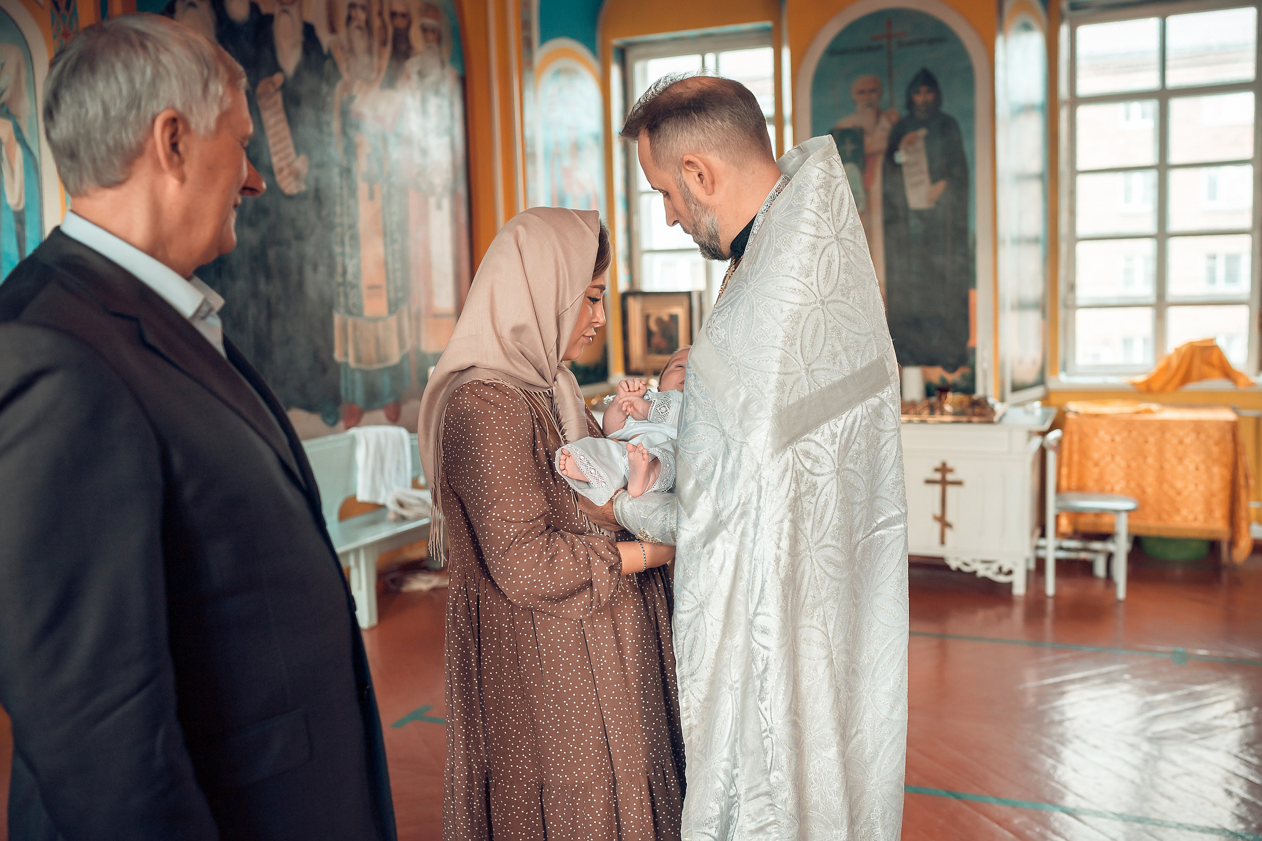 Таинство крещения Кирилла Благовещенский Собор. Фотограф на Крещение и Венчание в Красноярске Рамазанова Юлия
