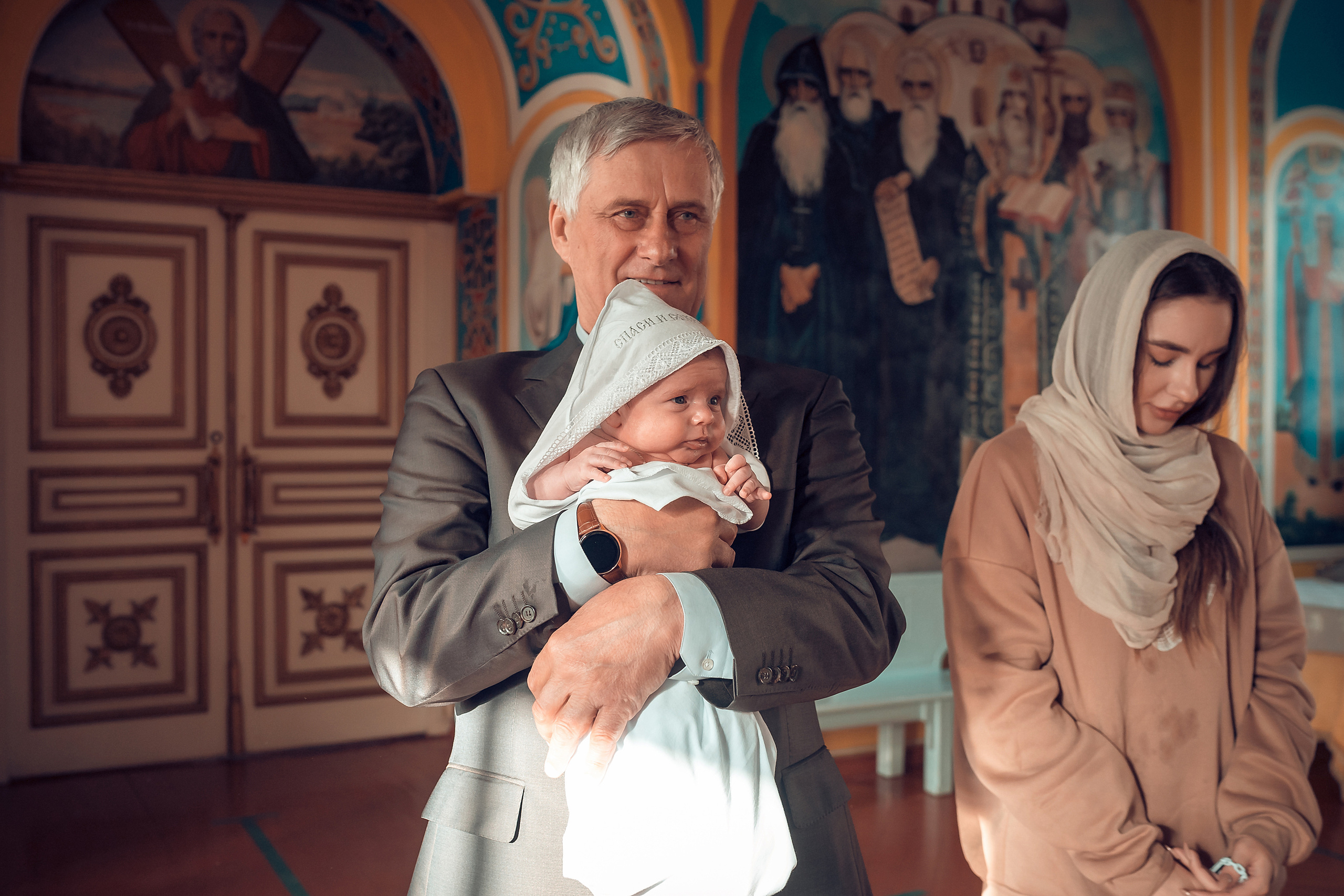 Таинство крещения Кирилла Благовещенский Собор. Фотограф на Крещение и Венчание в Красноярске Рамазанова Юлия