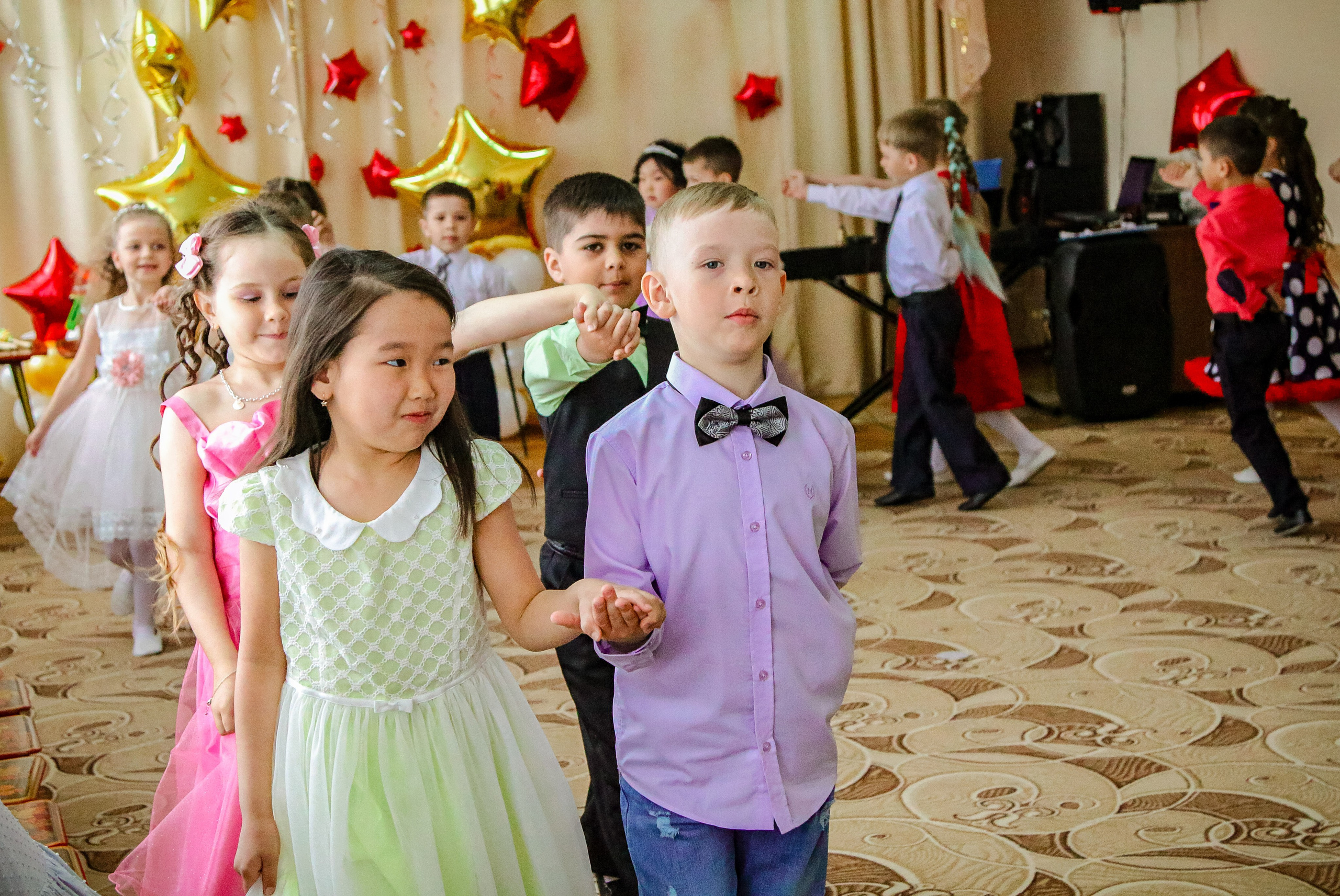Выпускной в детском саду. Фотограф Григорьева Ольга. Портретная, семейная съёмка, Love Stori, видеосъёмка в городе Чита. Выпускные альбомы, фотокниги