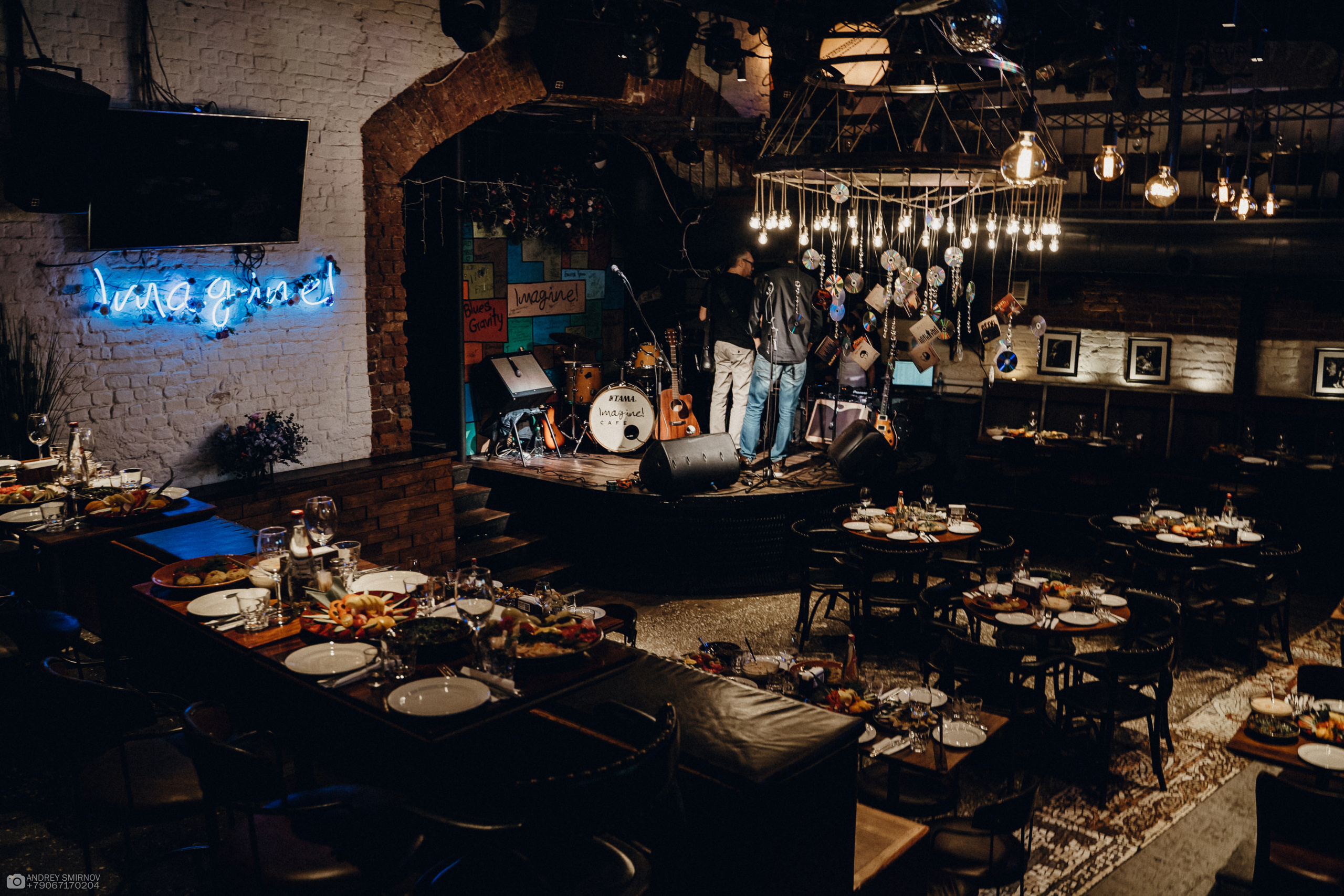 Imagine Cafe — легендарный рок-клуб, кафе и летняя веранда. FOTOZ Studio / Фотовидеомейкер Андрей Смирнов