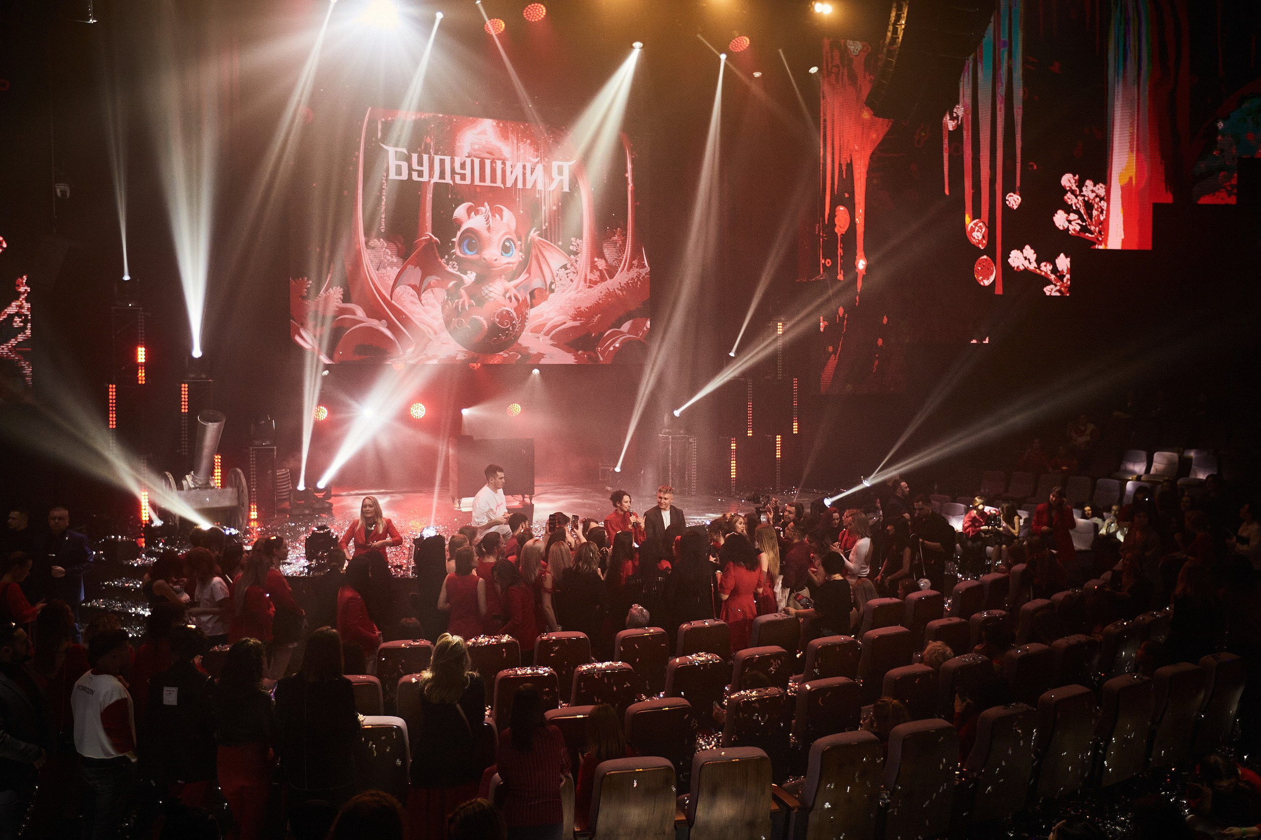 Будущий Я. Проект Марии Галантер. Фотографирую масштабные события, людей и их истории по всему миру. Константин Трубников