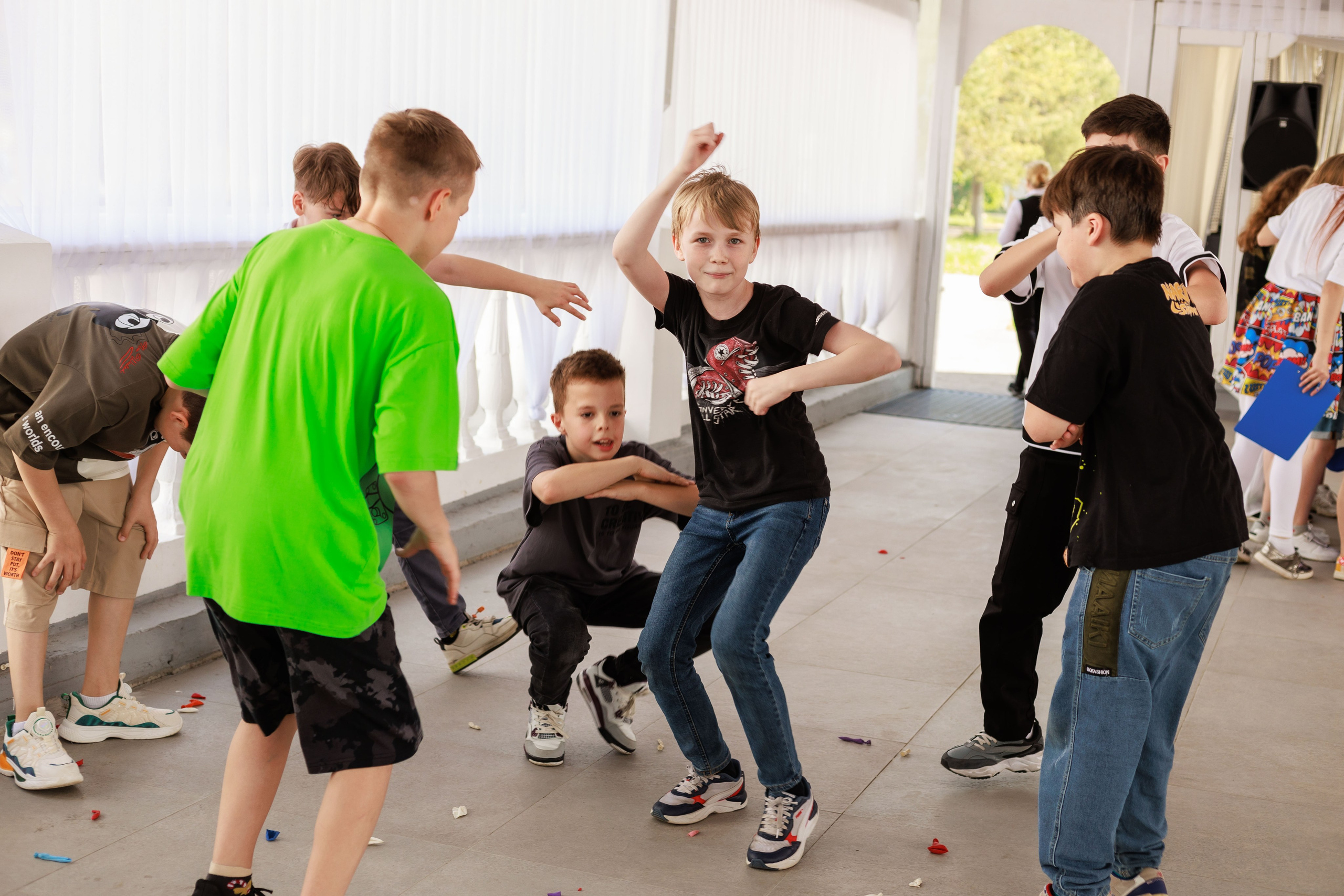 Выпускной 4 класс. Фотограф в Москве Дмитрий Емельянов