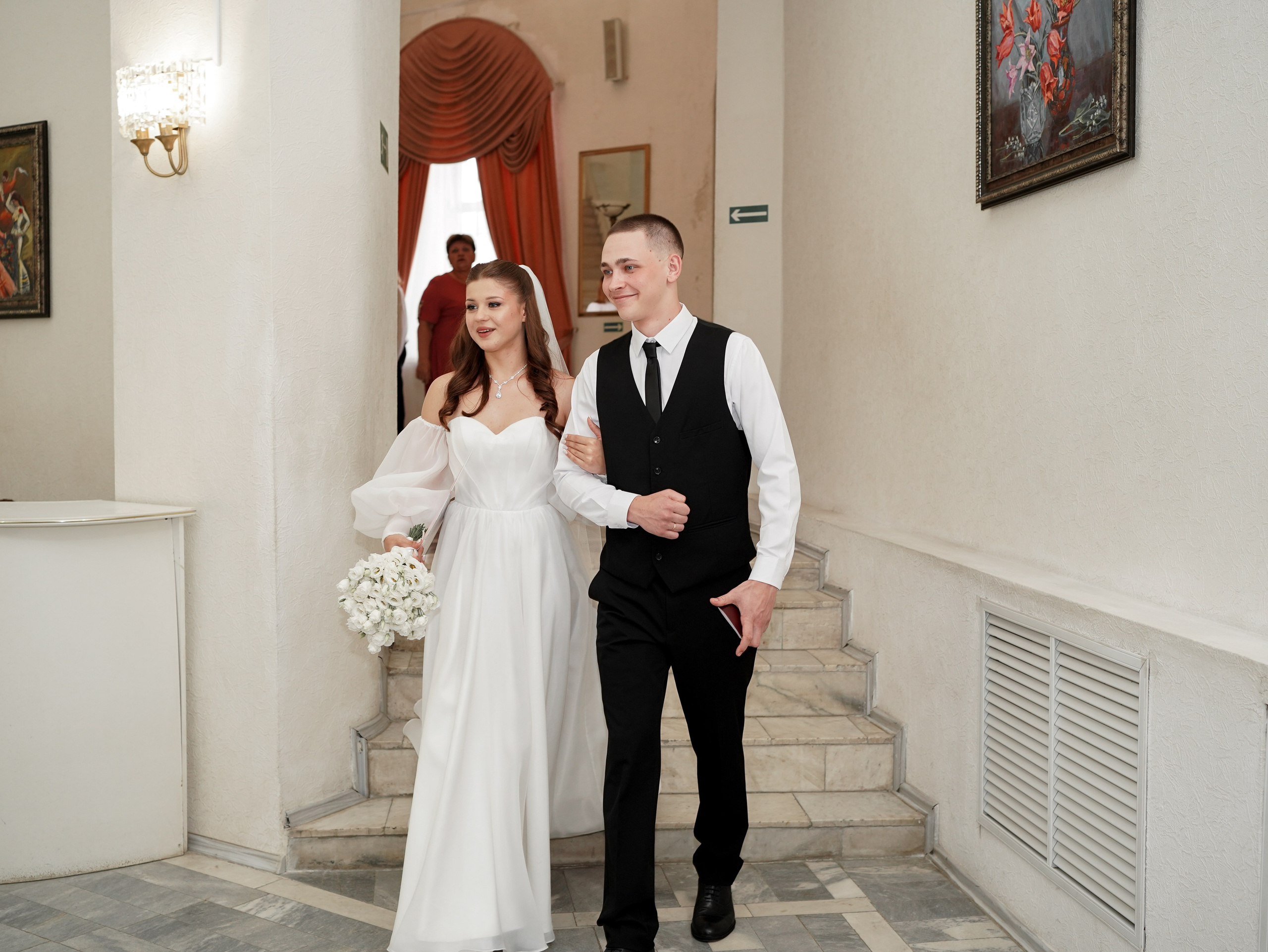 Свадебная фотосессия в Пролетарском ЗАГСе. Свадебный фотограф в Ростове-на-Дону. Таинство Крещения и Венчания, семейные фотосессии. Алёна Чёботова