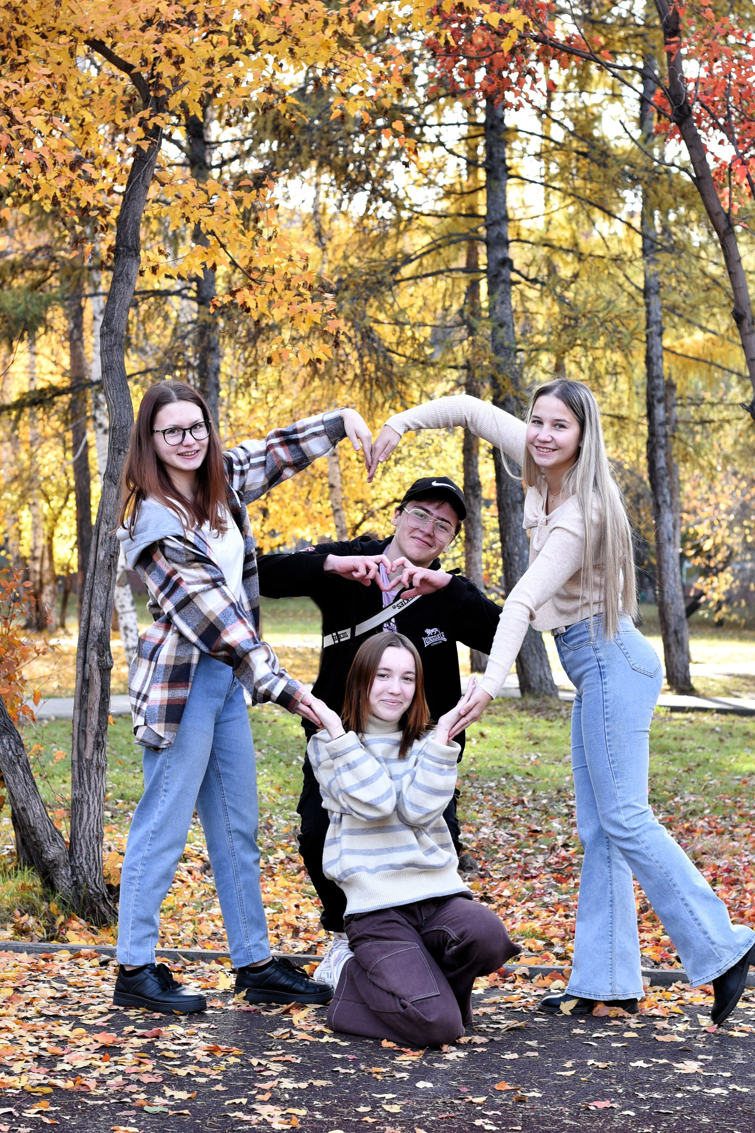 ФОТОСЕССИЯ В ПАРКЕ осень. Школьный фотограф ЛАРИСА МАТВЕЕНКО