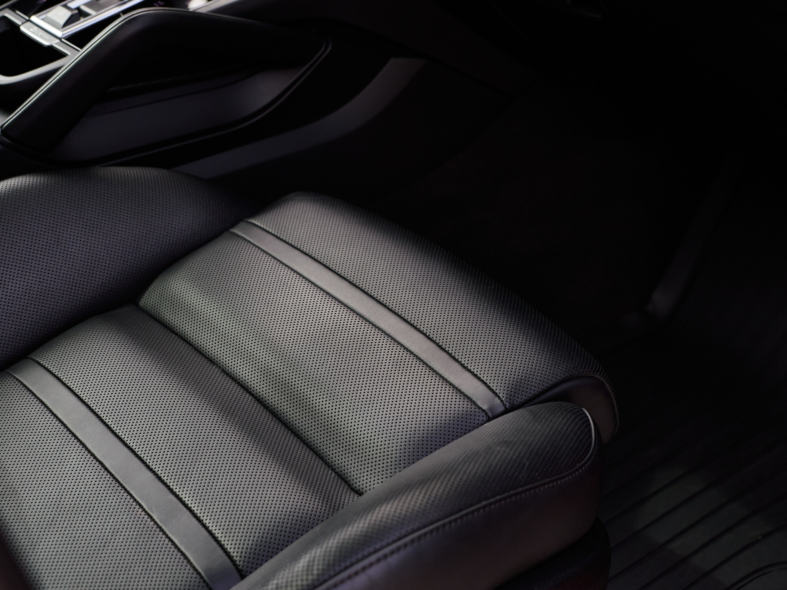 Porsche Cayenne. IDeAI studio