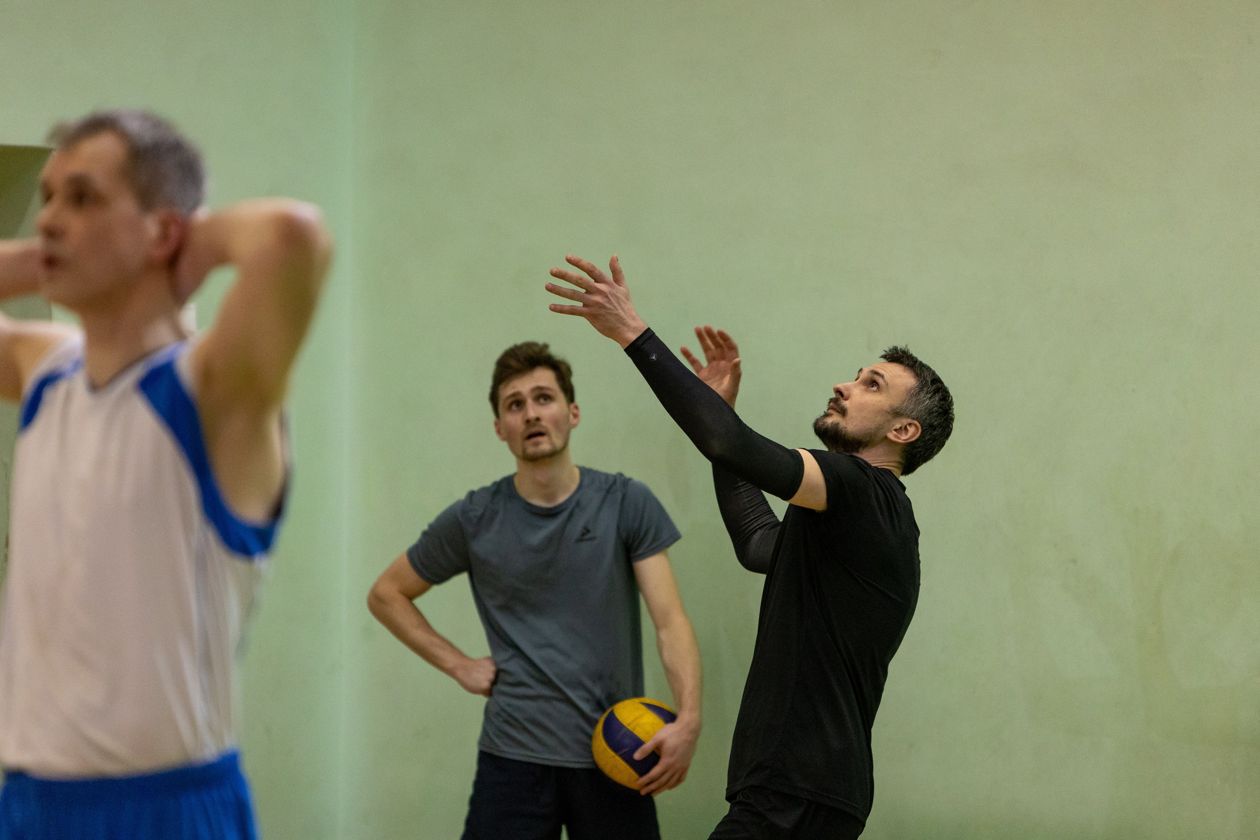 Воллейбол. Товарищеский матч. Репортажный фотограф Санкт-Петербург | Роман Карбышев