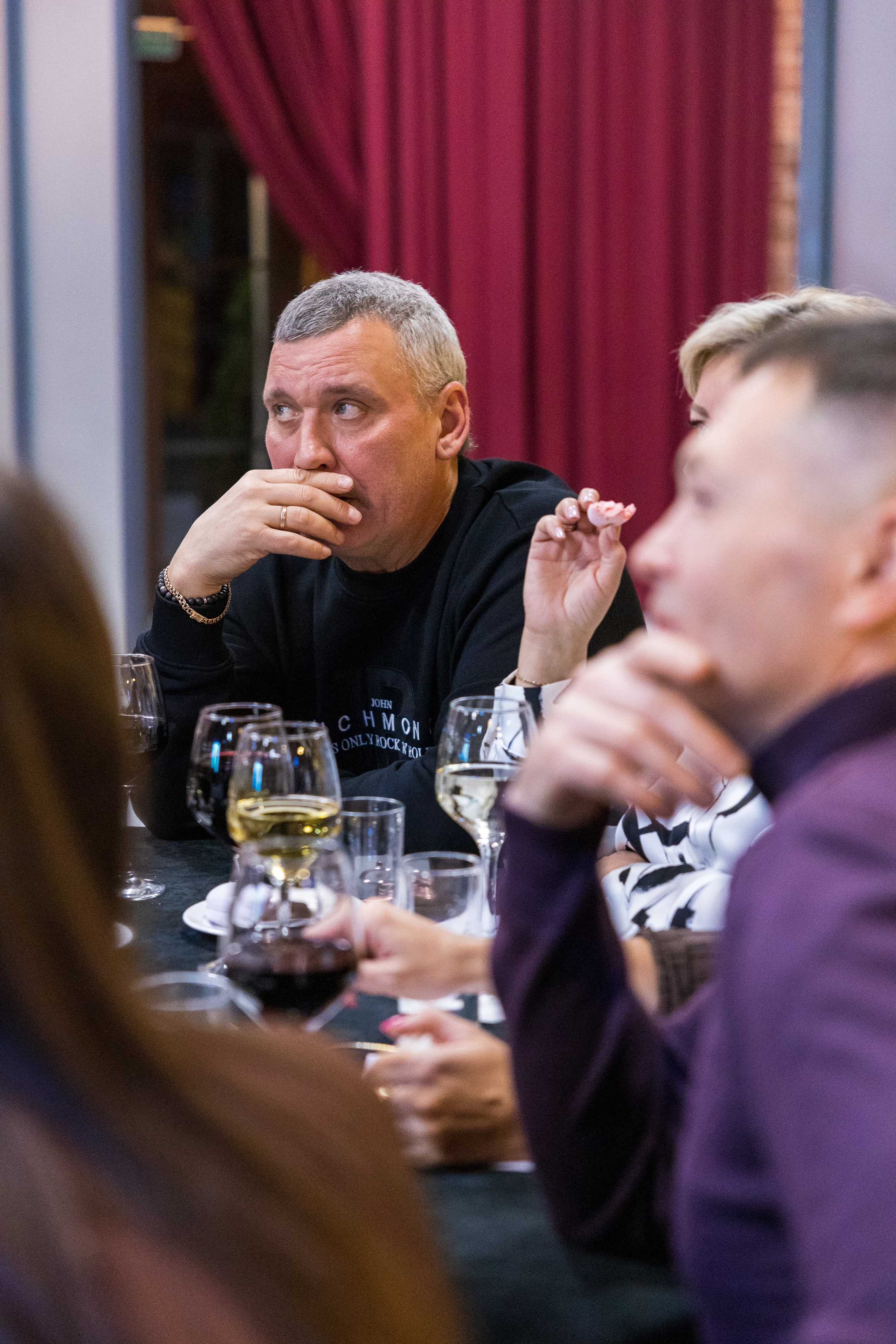 Корпоративный квиз. Репортажный фотограф Санкт-Петербург | Роман Карбышев