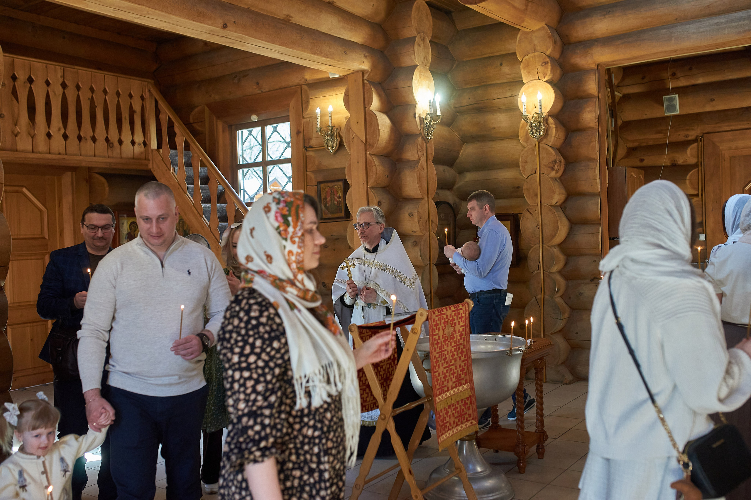 Крещение в храме иконы Божией Матери «Неопалимая купина». Семейный и свадебный фотограф Владимир Артамонов