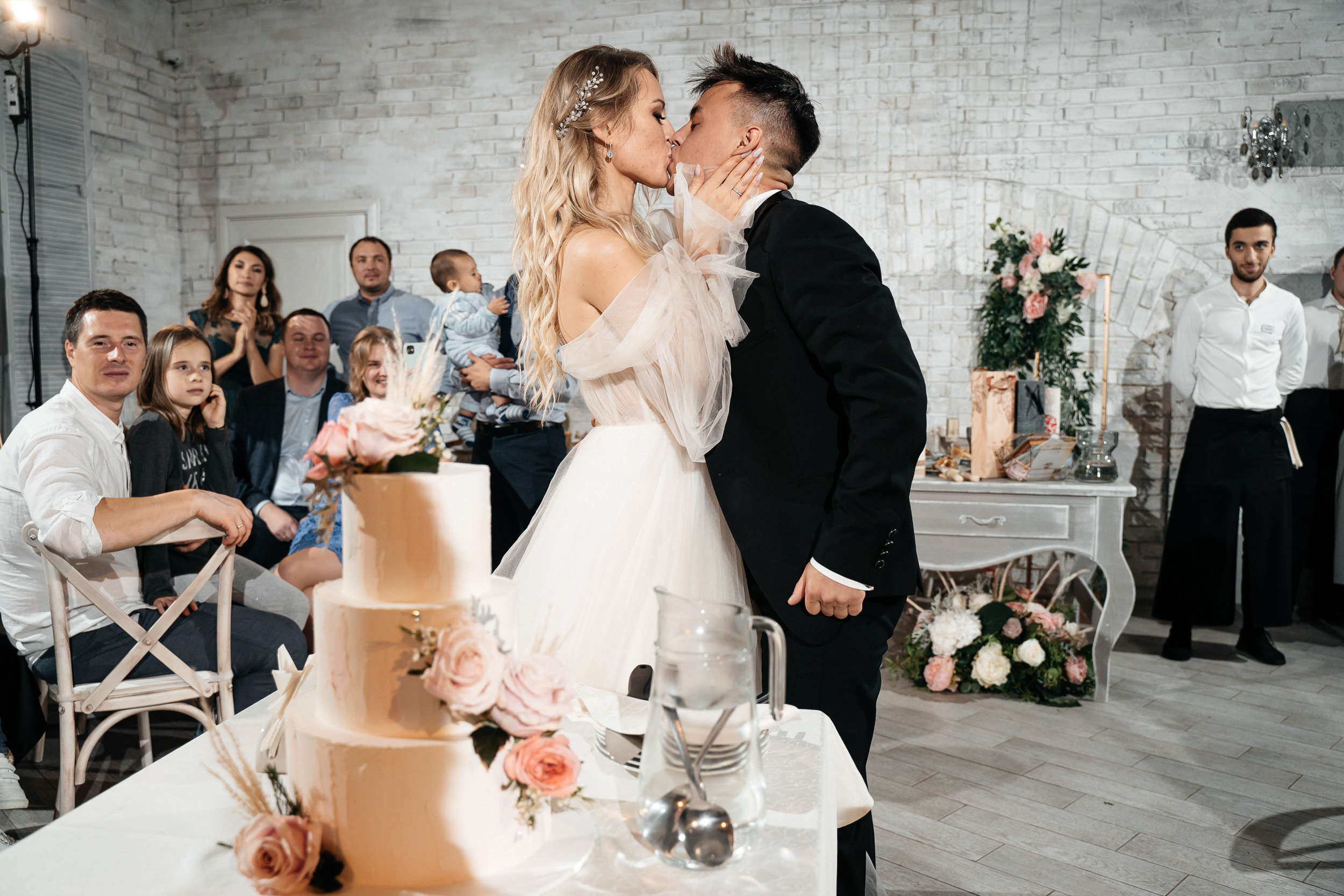 Айвар и Александра. Павел Мерк. Стильная свадебная фотография