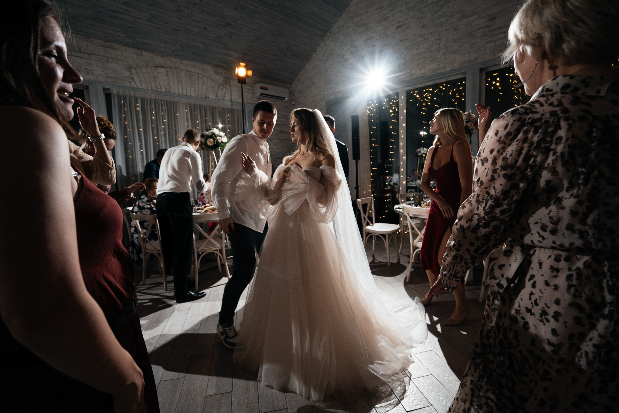 Айвар и Александра. Павел Мерк. Стильная свадебная фотография