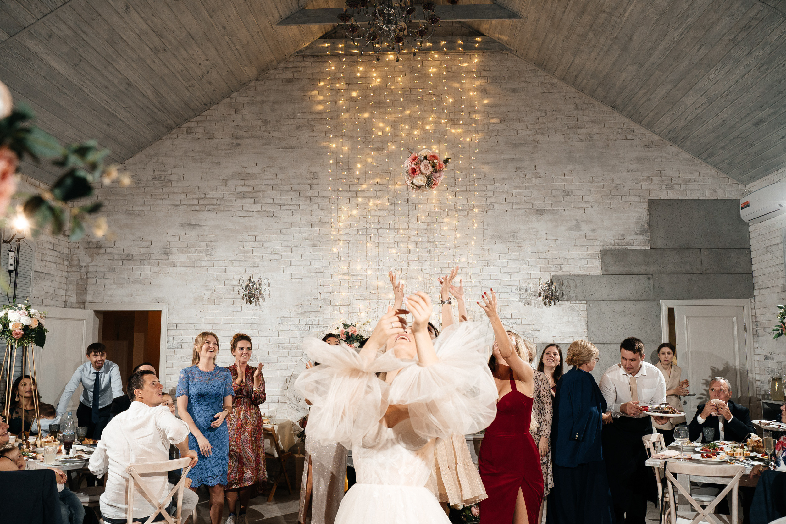 Айвар и Александра. Павел Мерк. Стильная свадебная фотография