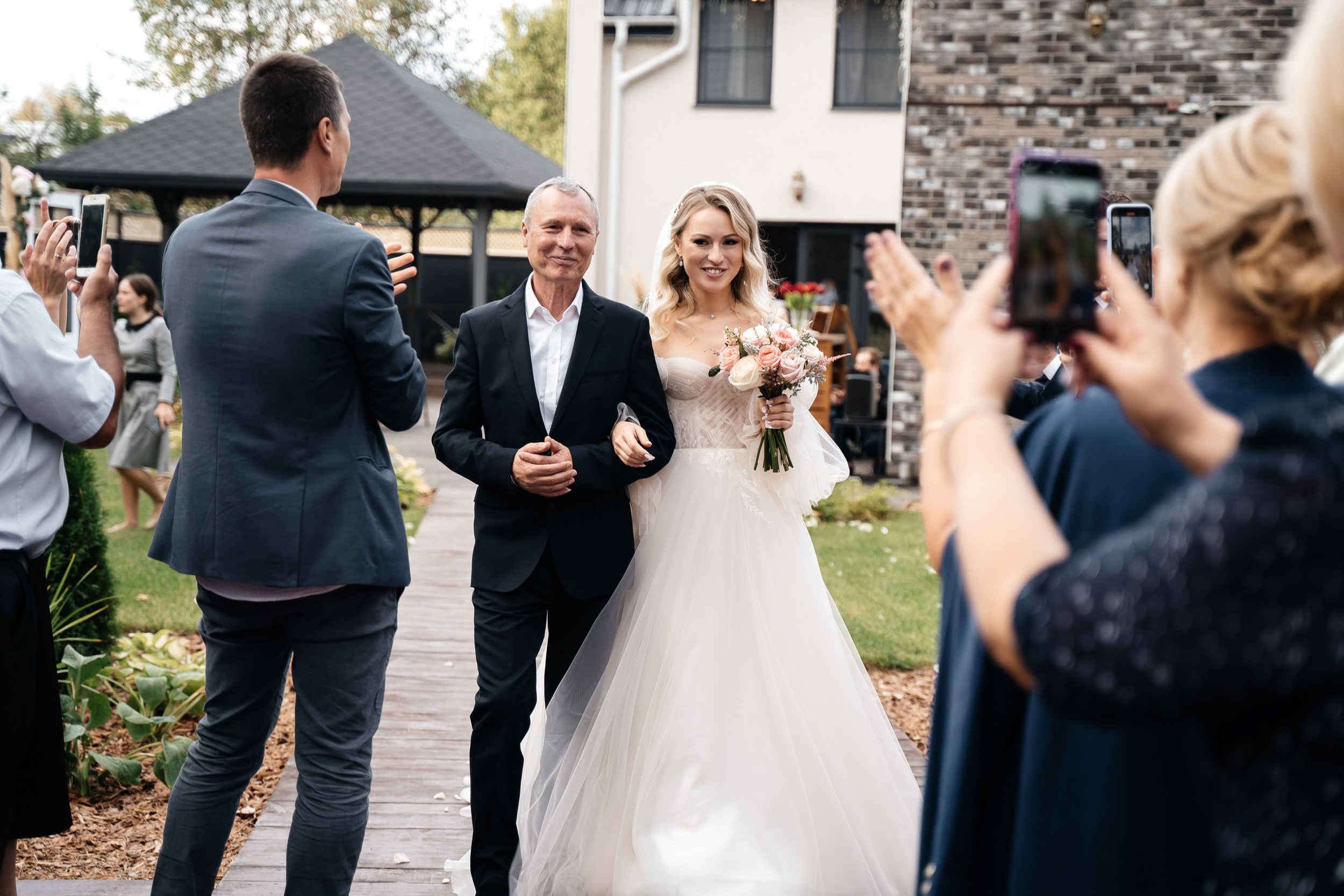Айвар и Александра. Павел Мерк. Стильная свадебная фотография