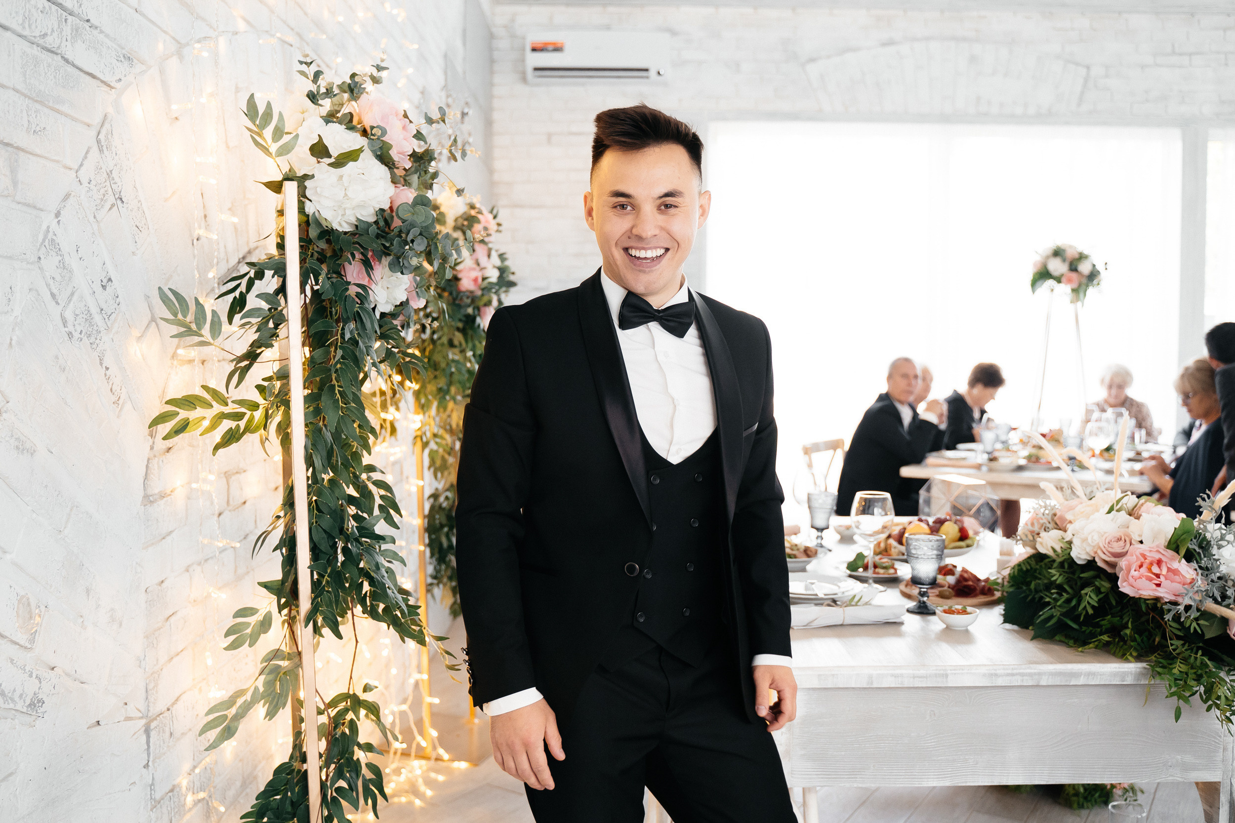 Айвар и Александра. Павел Мерк. Стильная свадебная фотография